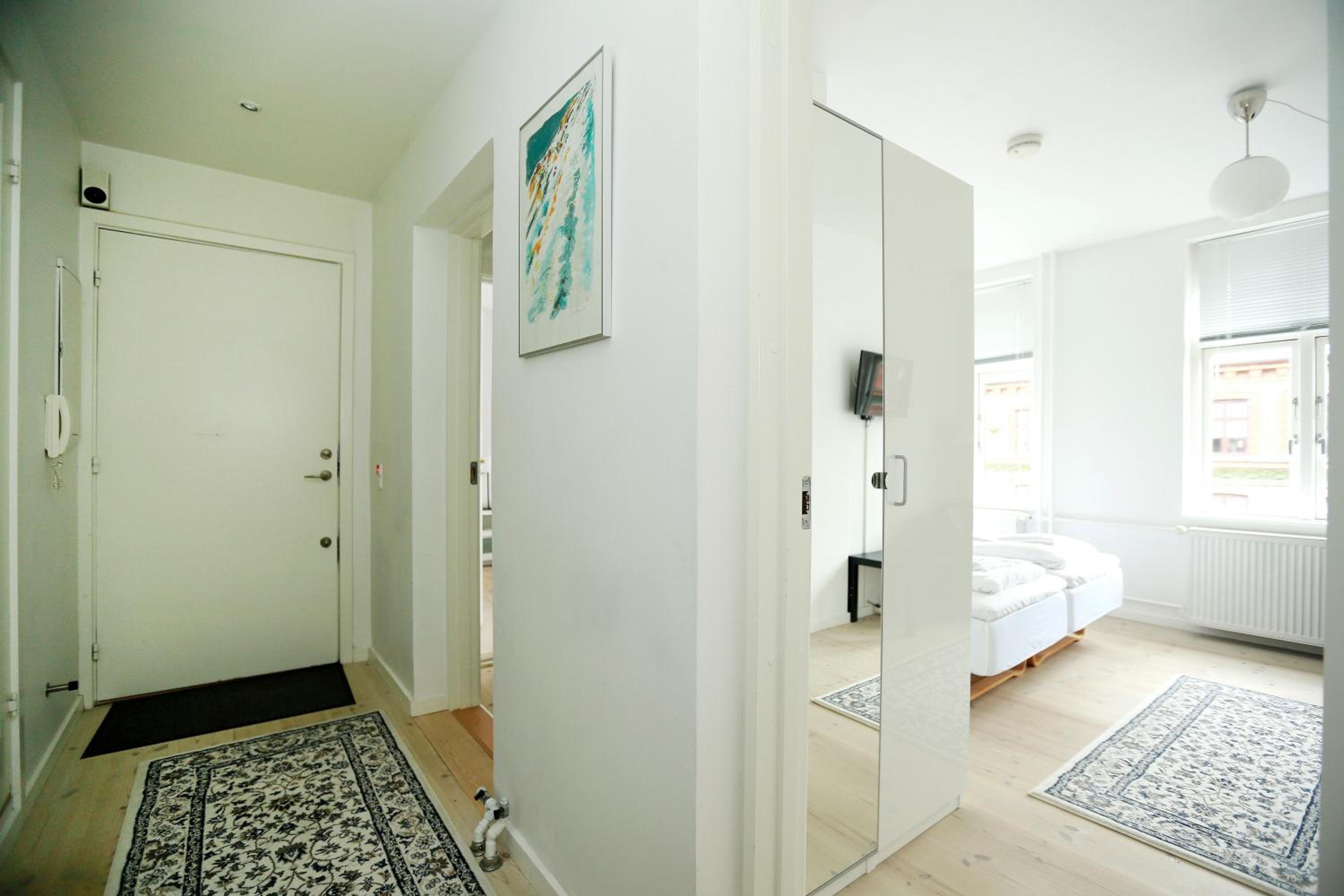 Three-Bedroom Apartment photo 1