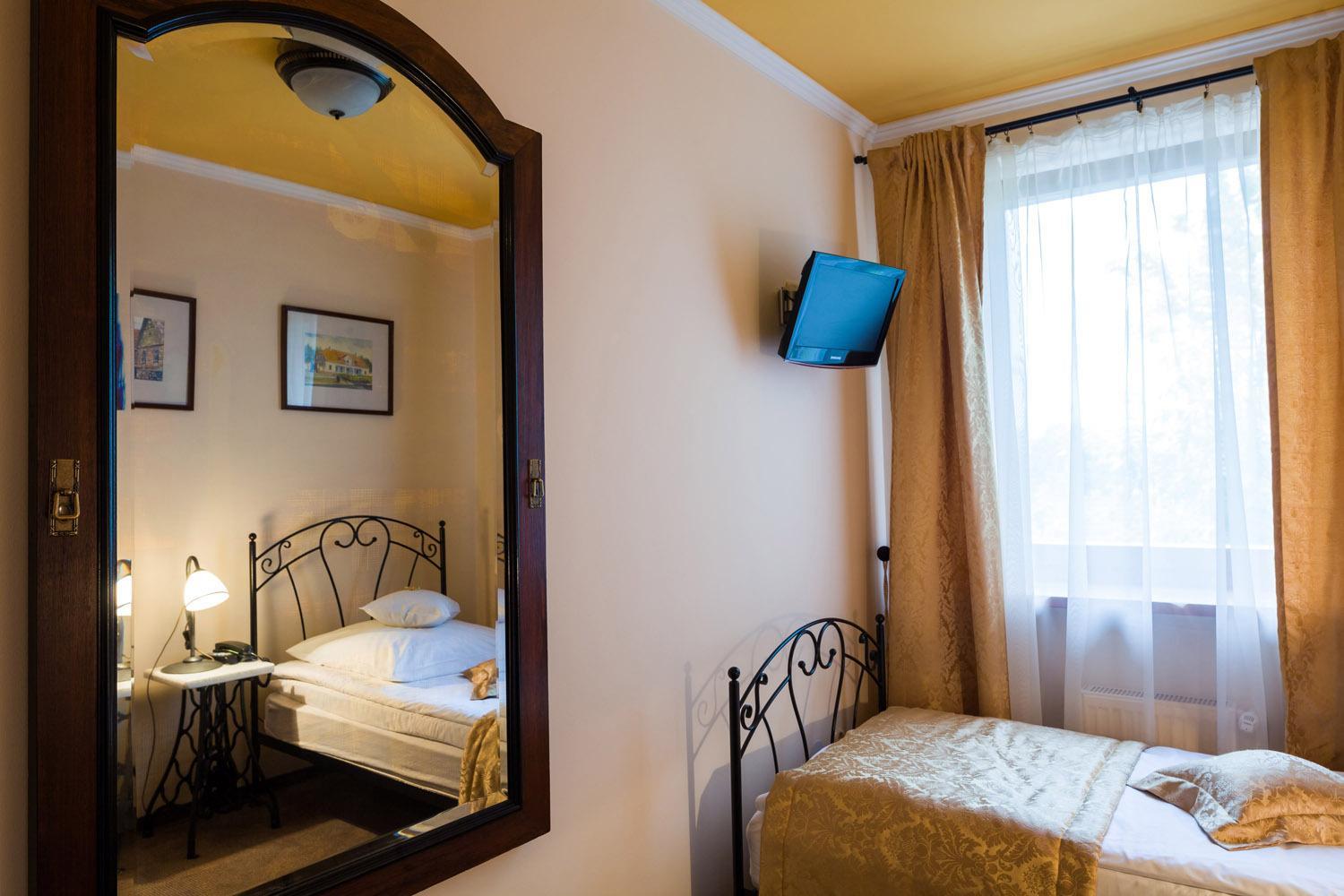 Single Room photo 3