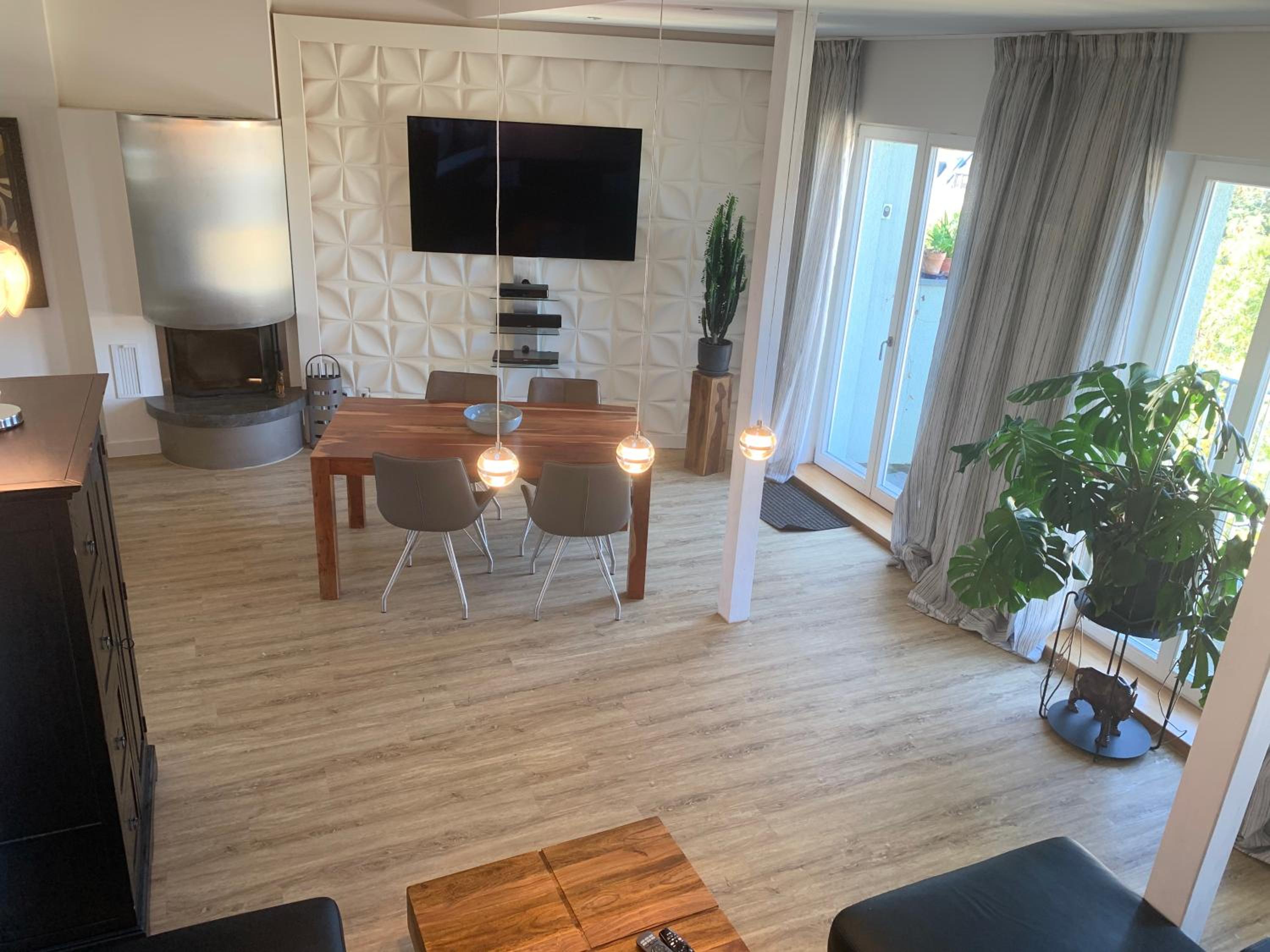 Apartment - Split Level photo 2