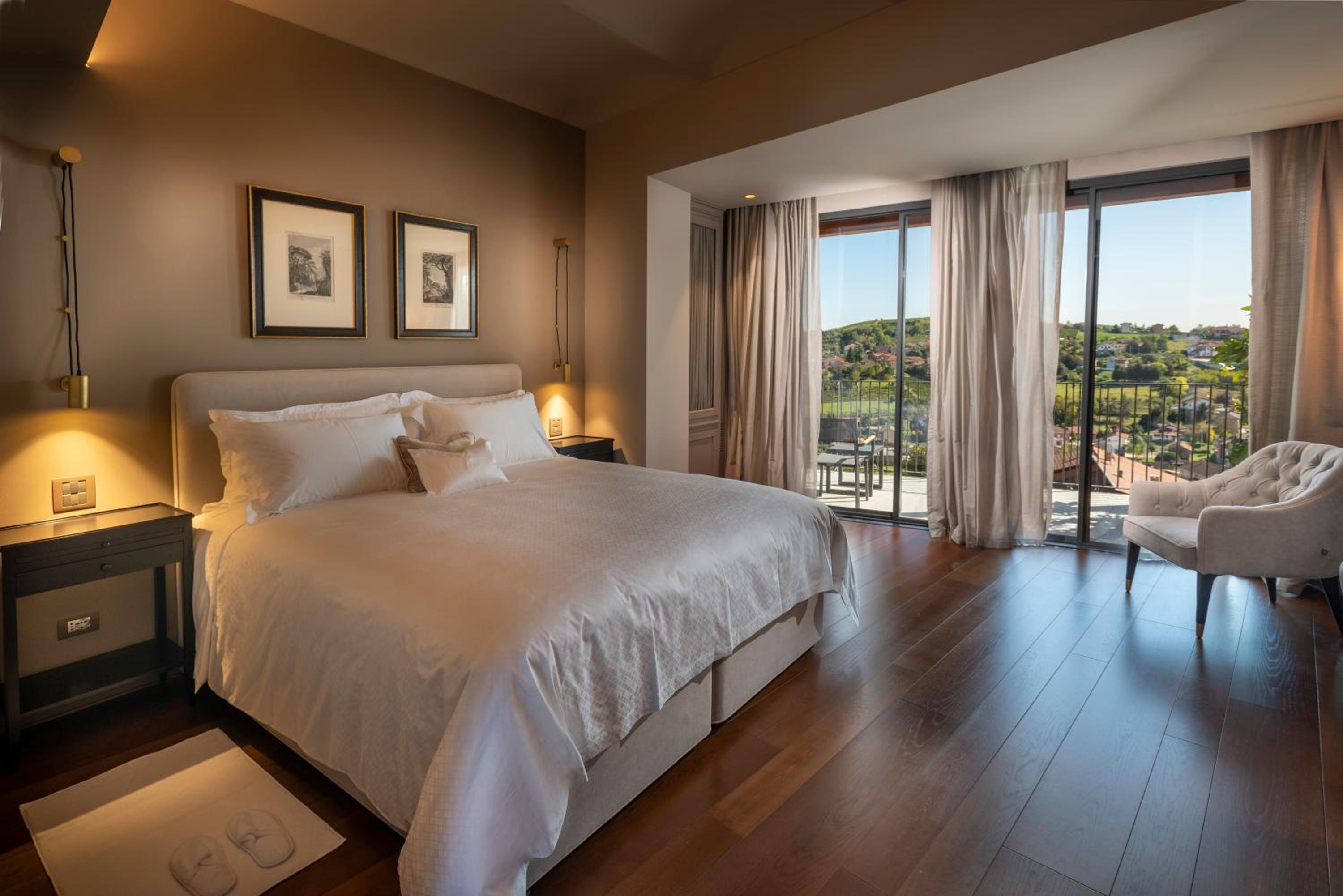 Junior Suite - Photo 23