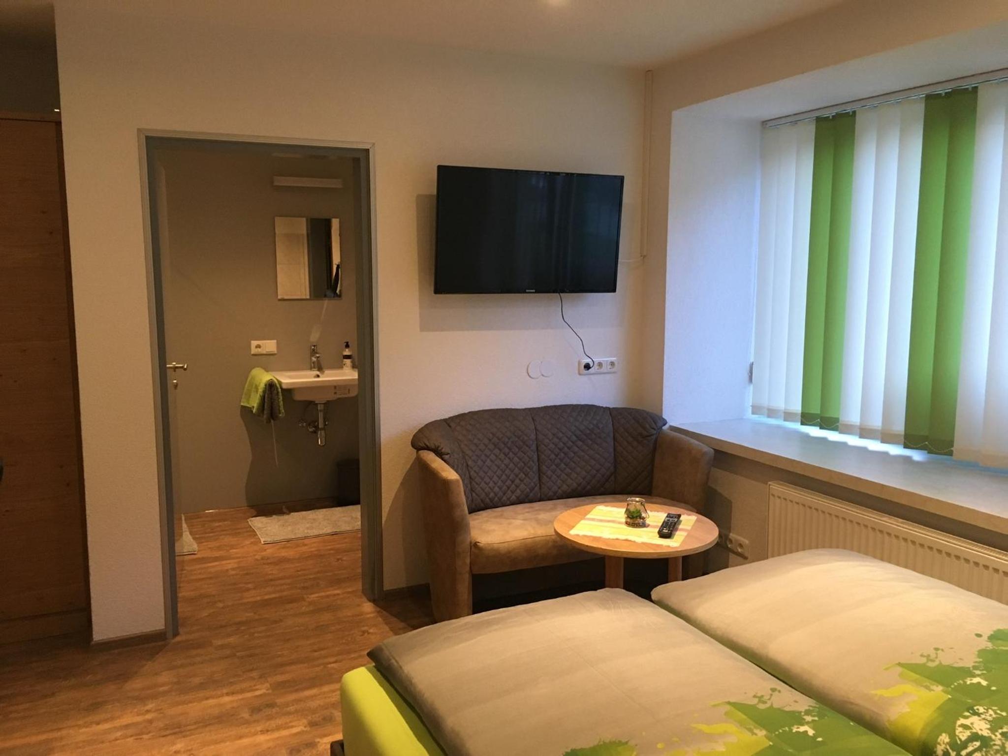 Double Room - Photo 2