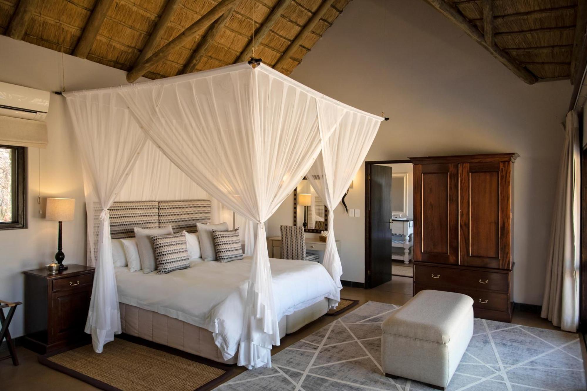 Deluxe Suite - Photo 2