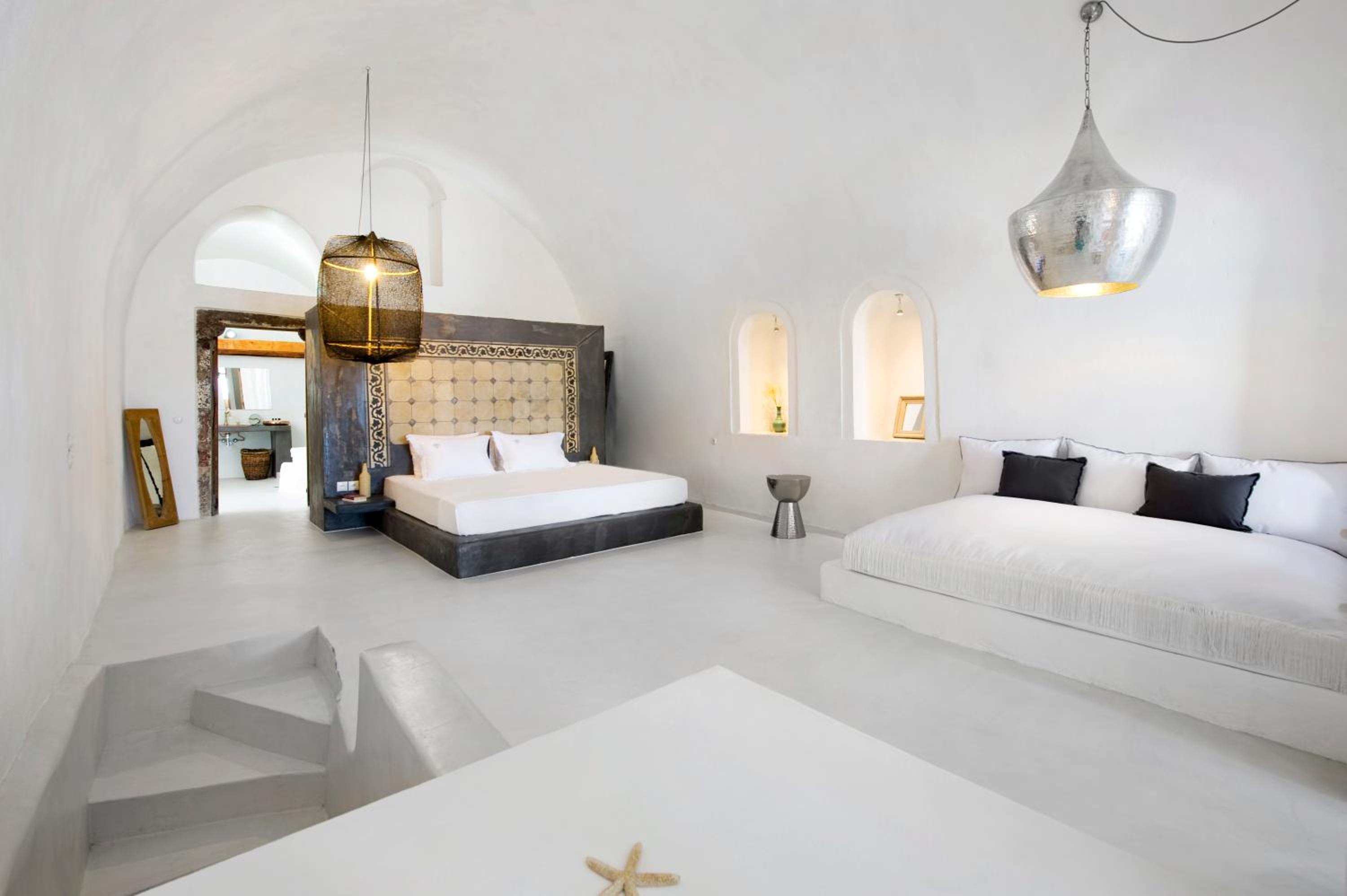Superior Honeymoon Cave Suite with Indoor & Outdoor Plunge Pool & Caldera View