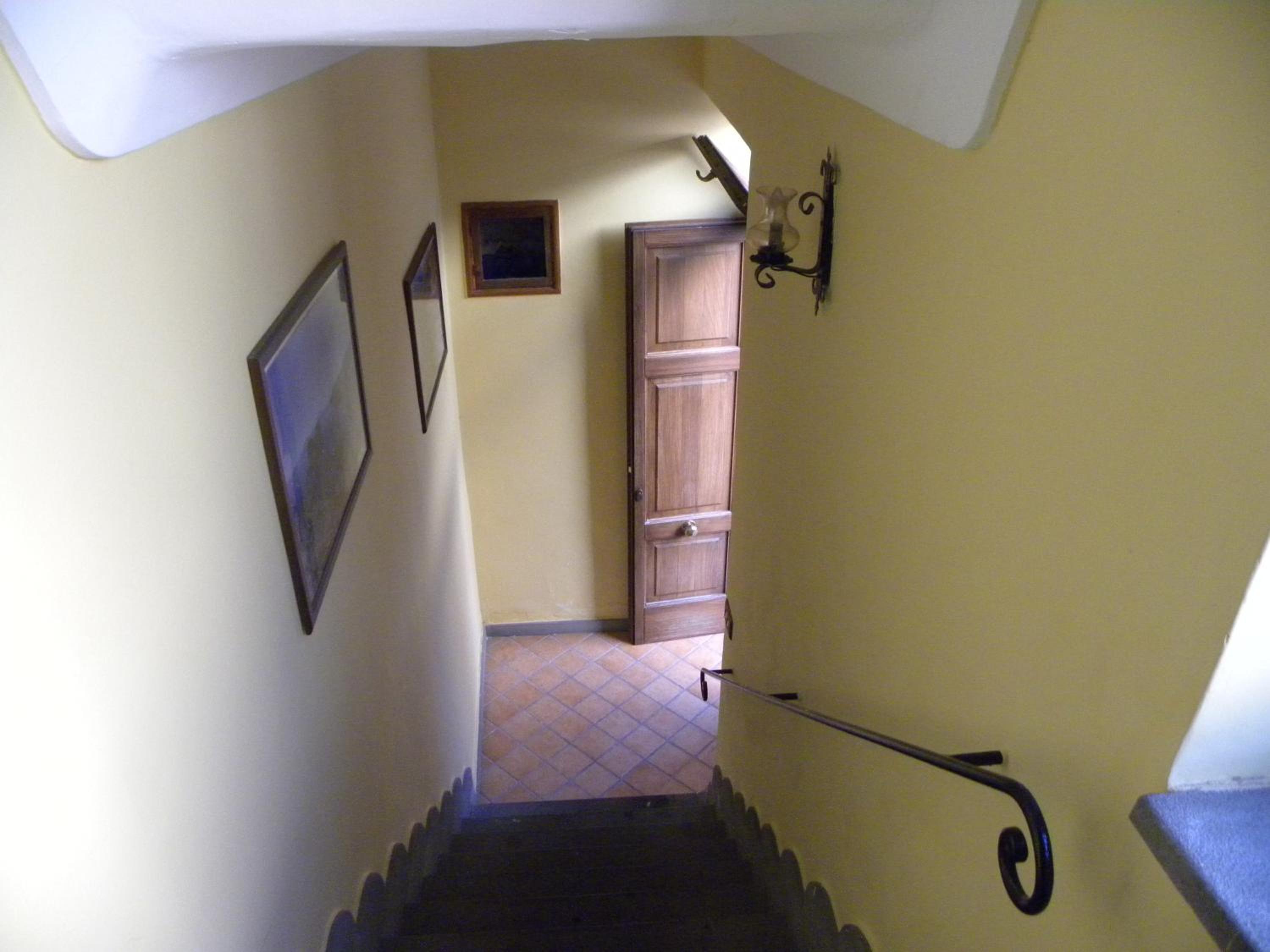 Studio with External Kitchenette (2 Adults) - Photo 19