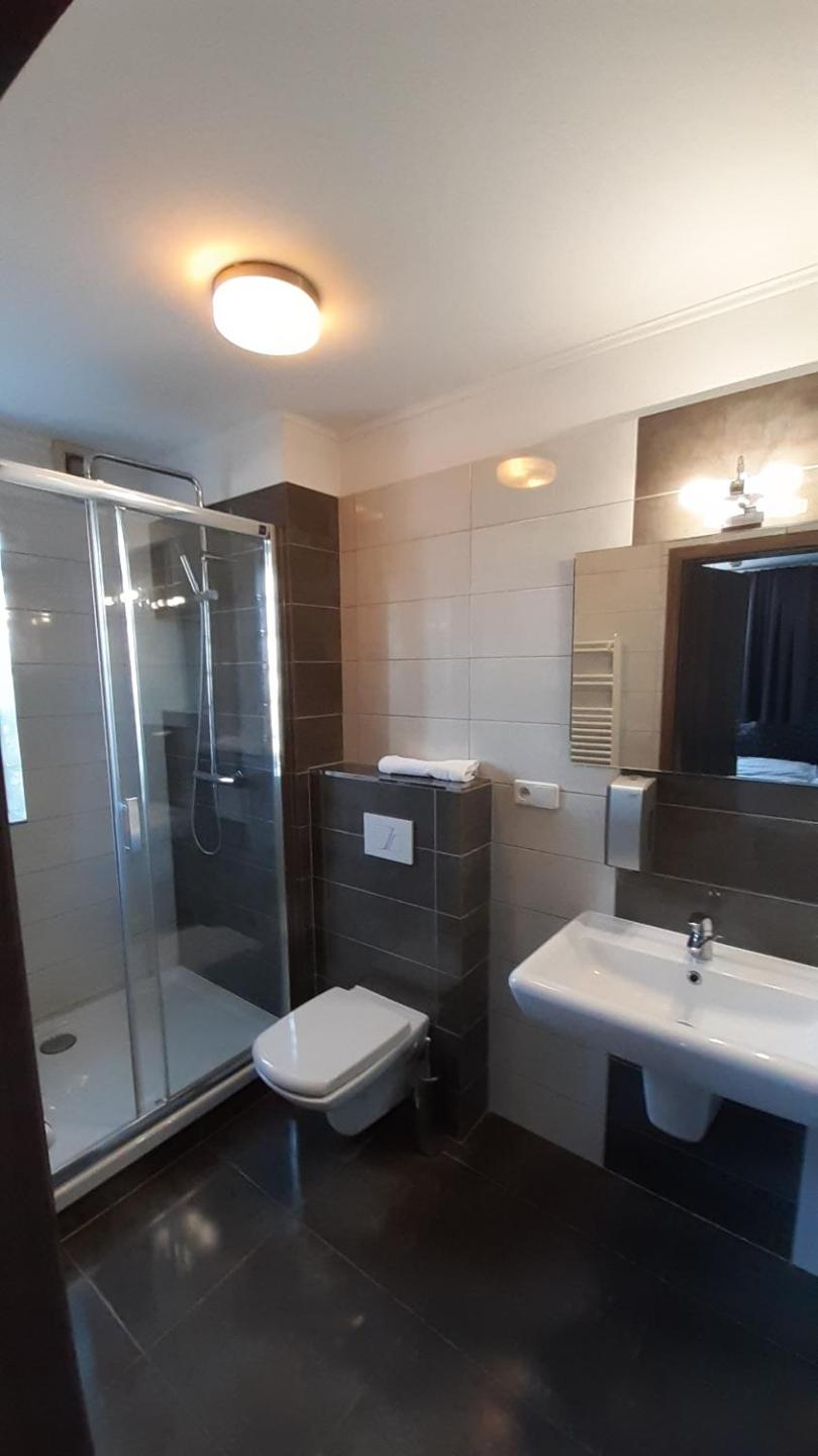 Deluxe King Room photo 3