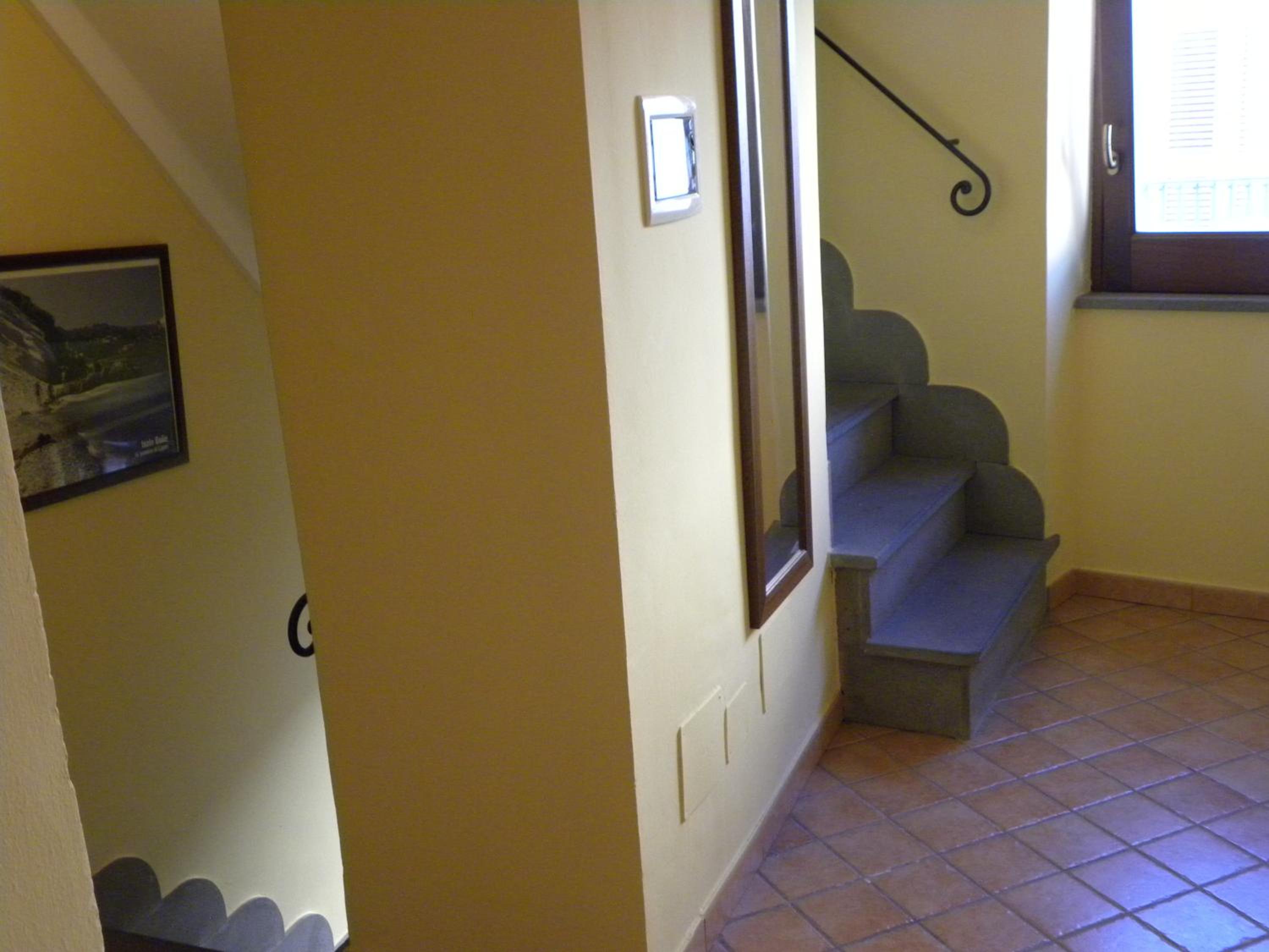 Studio with External Kitchenette (2 Adults) - Photo 18