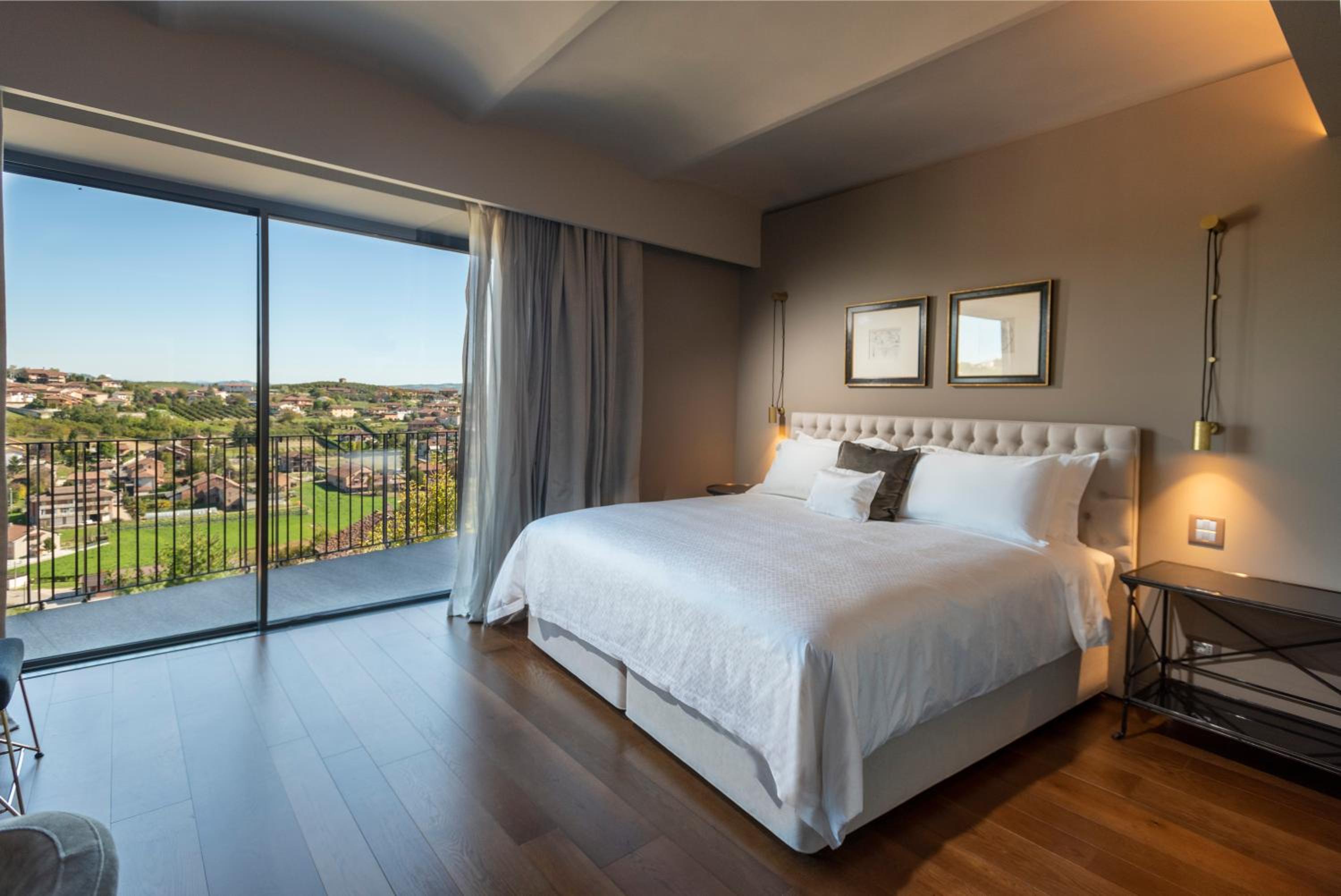 Junior Suite - Photo 12