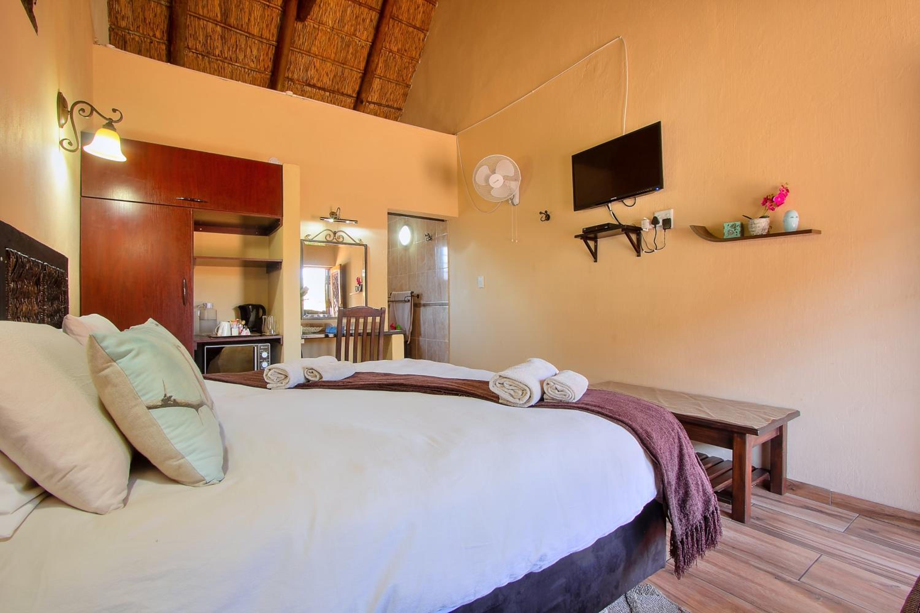 Deluxe Double Room photo 3