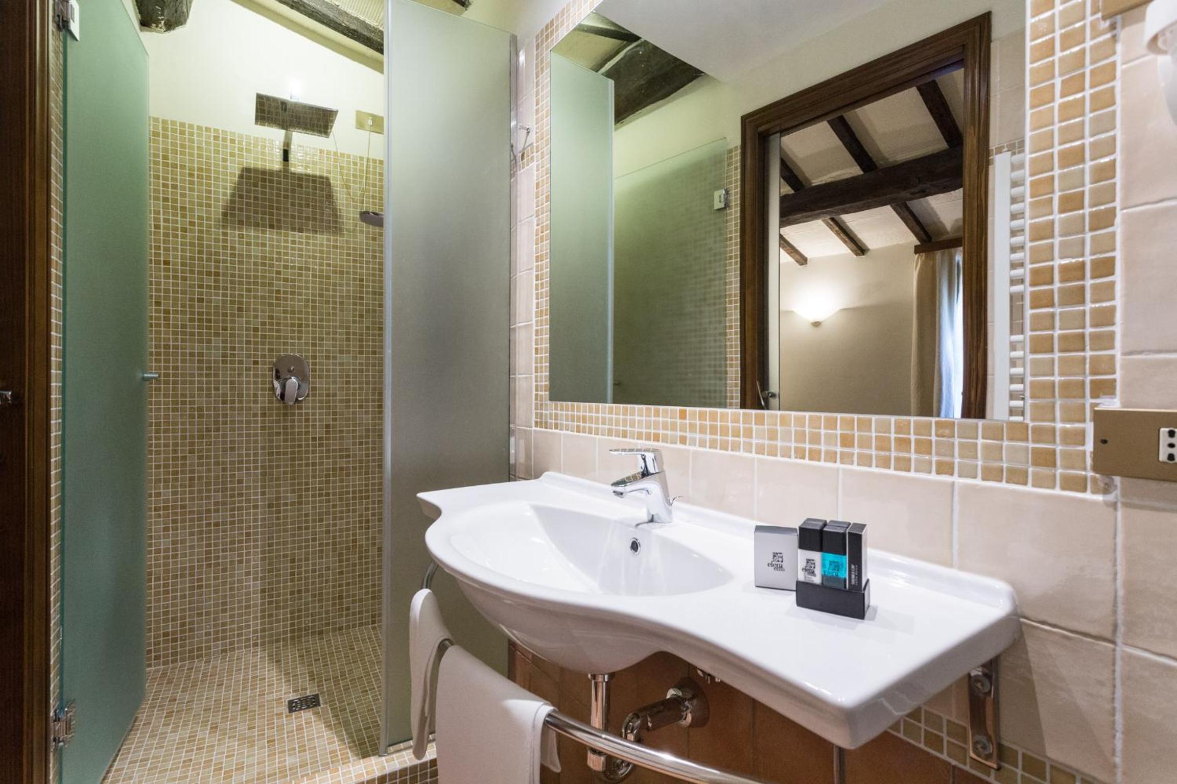 Comfort Double or Twin Room - Photo 3