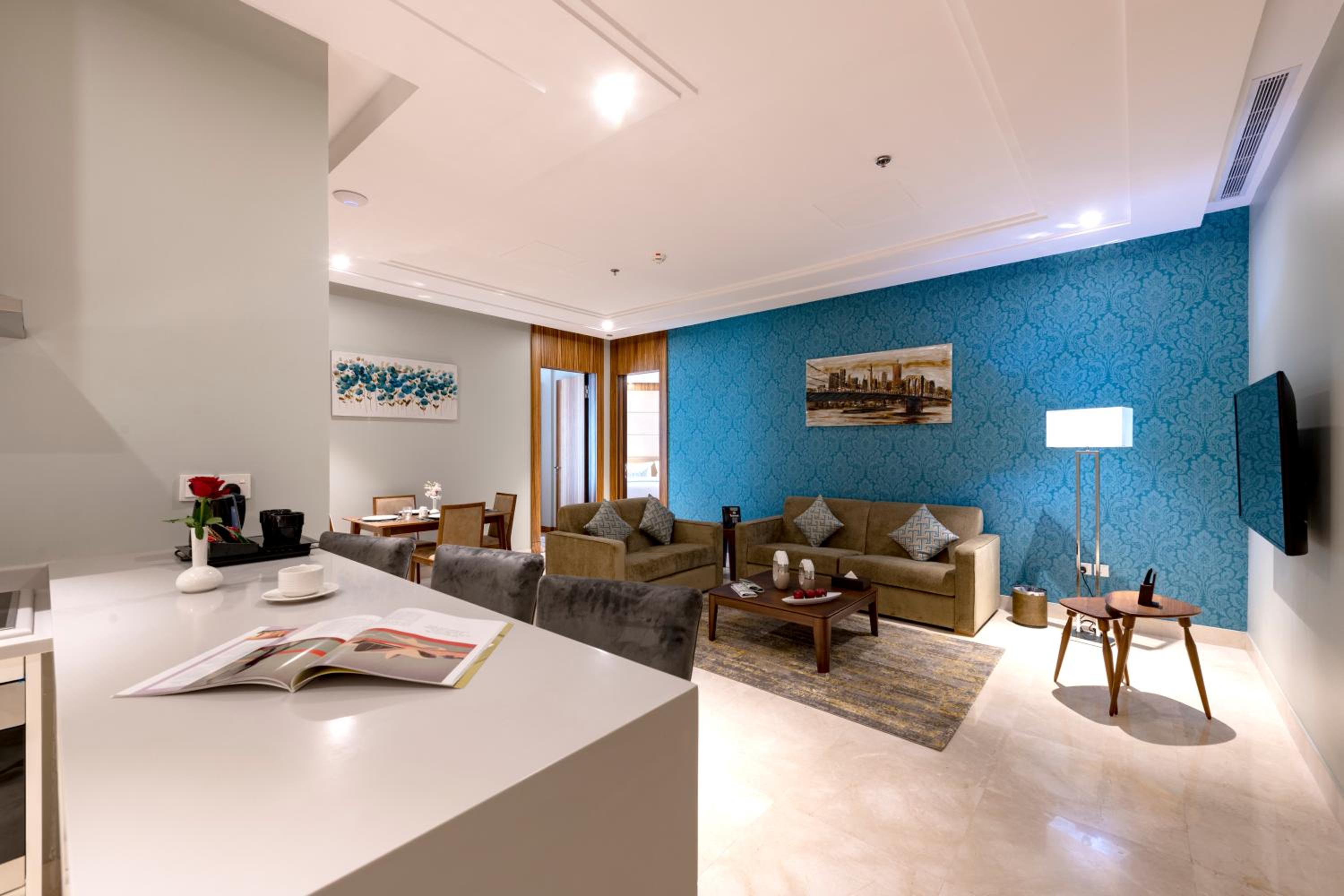 Executive Two-Bedroom Apartment - Photo 5