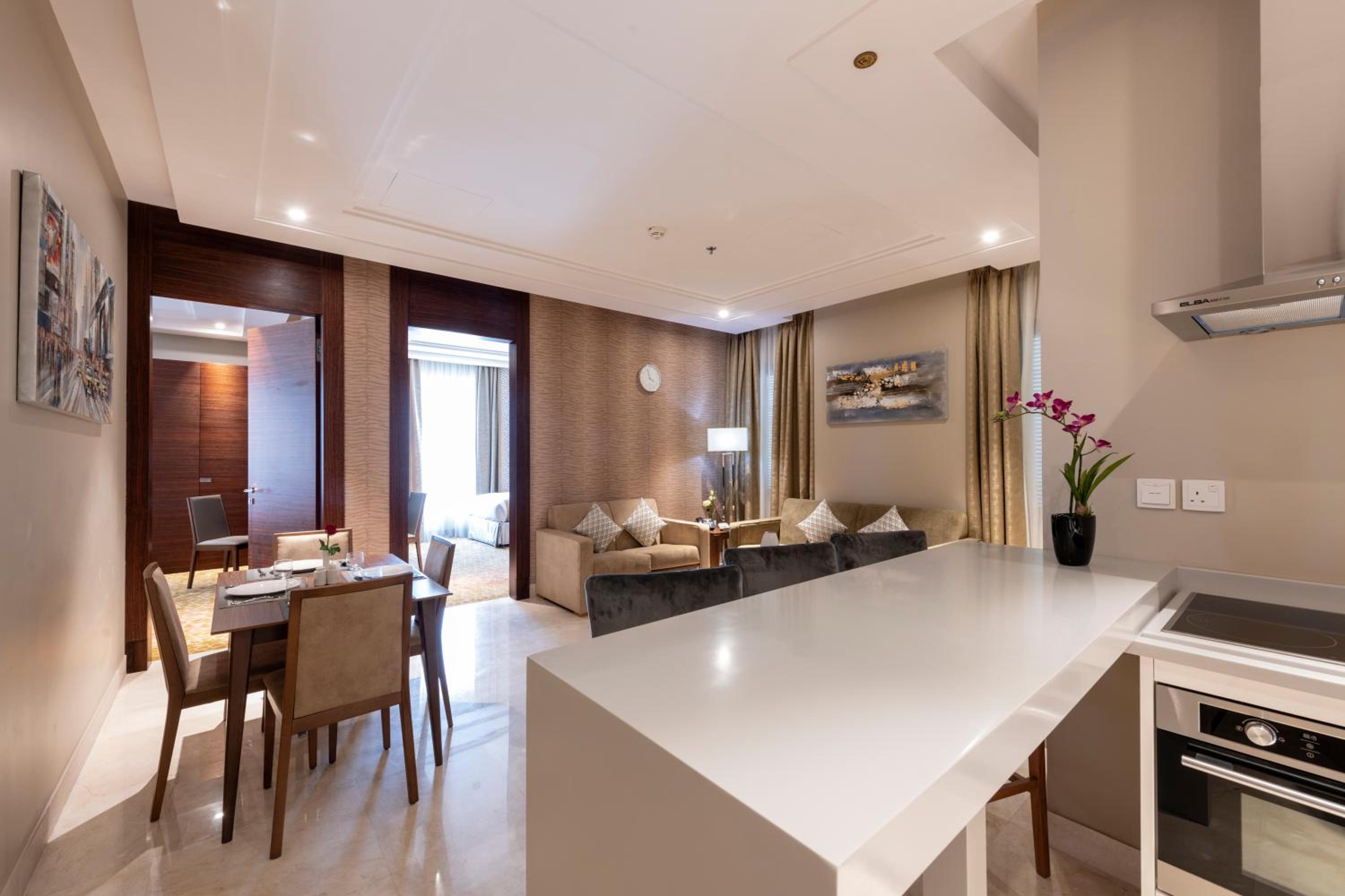 Executive Two-Bedroom Apartment - Photo 8