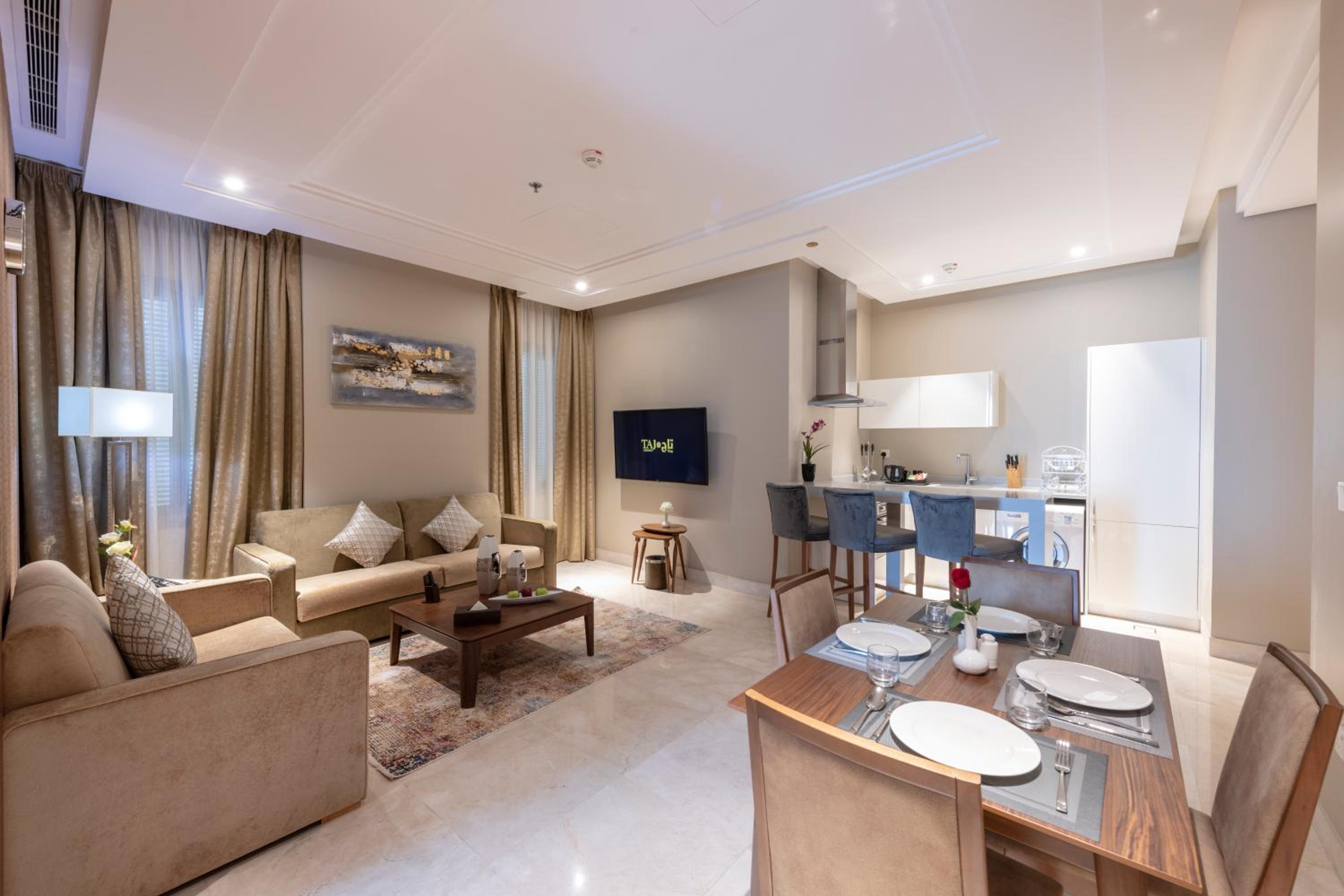 Executive Two-Bedroom Apartment - Photo 9