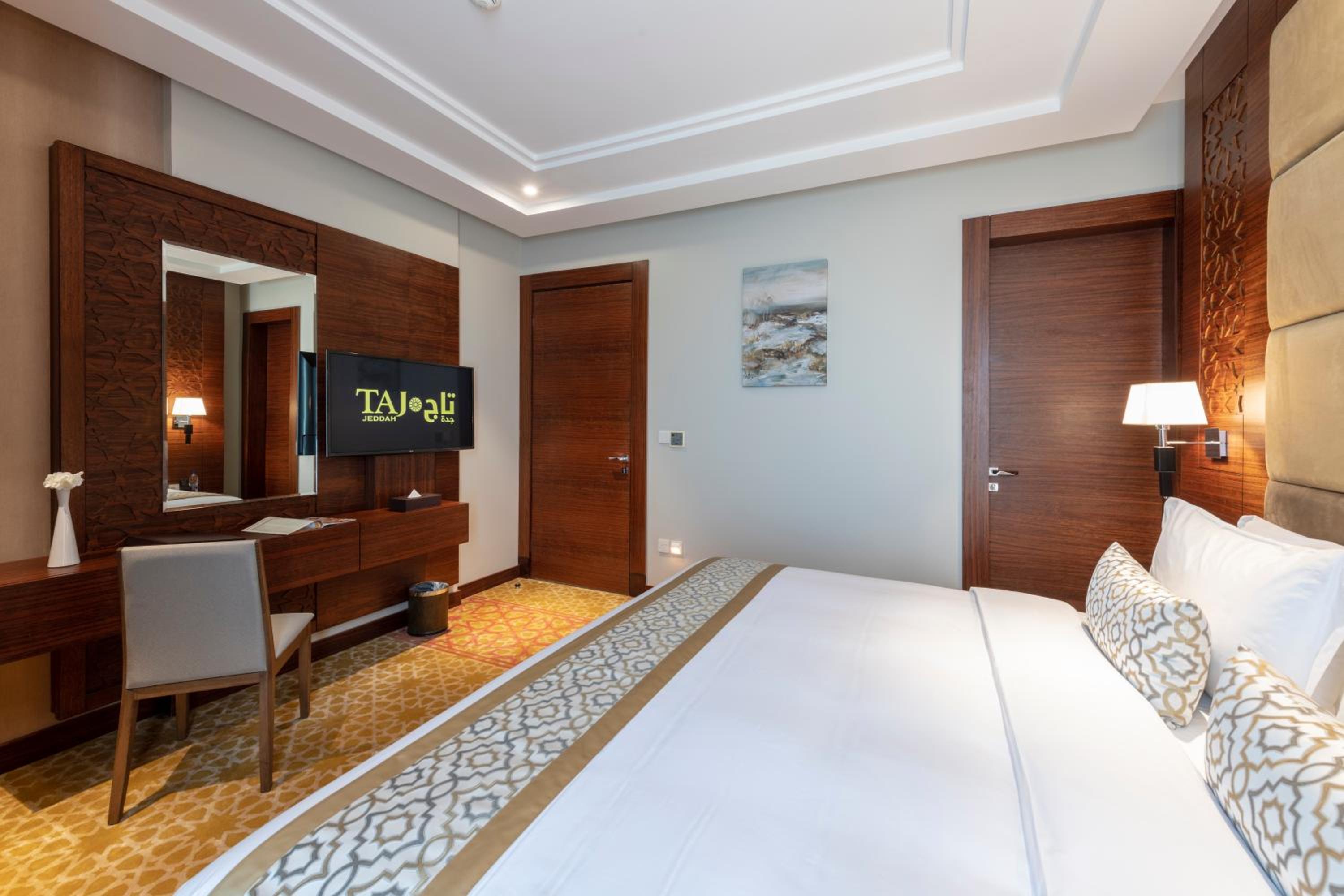 Executive Two-Bedroom Apartment - Photo 10