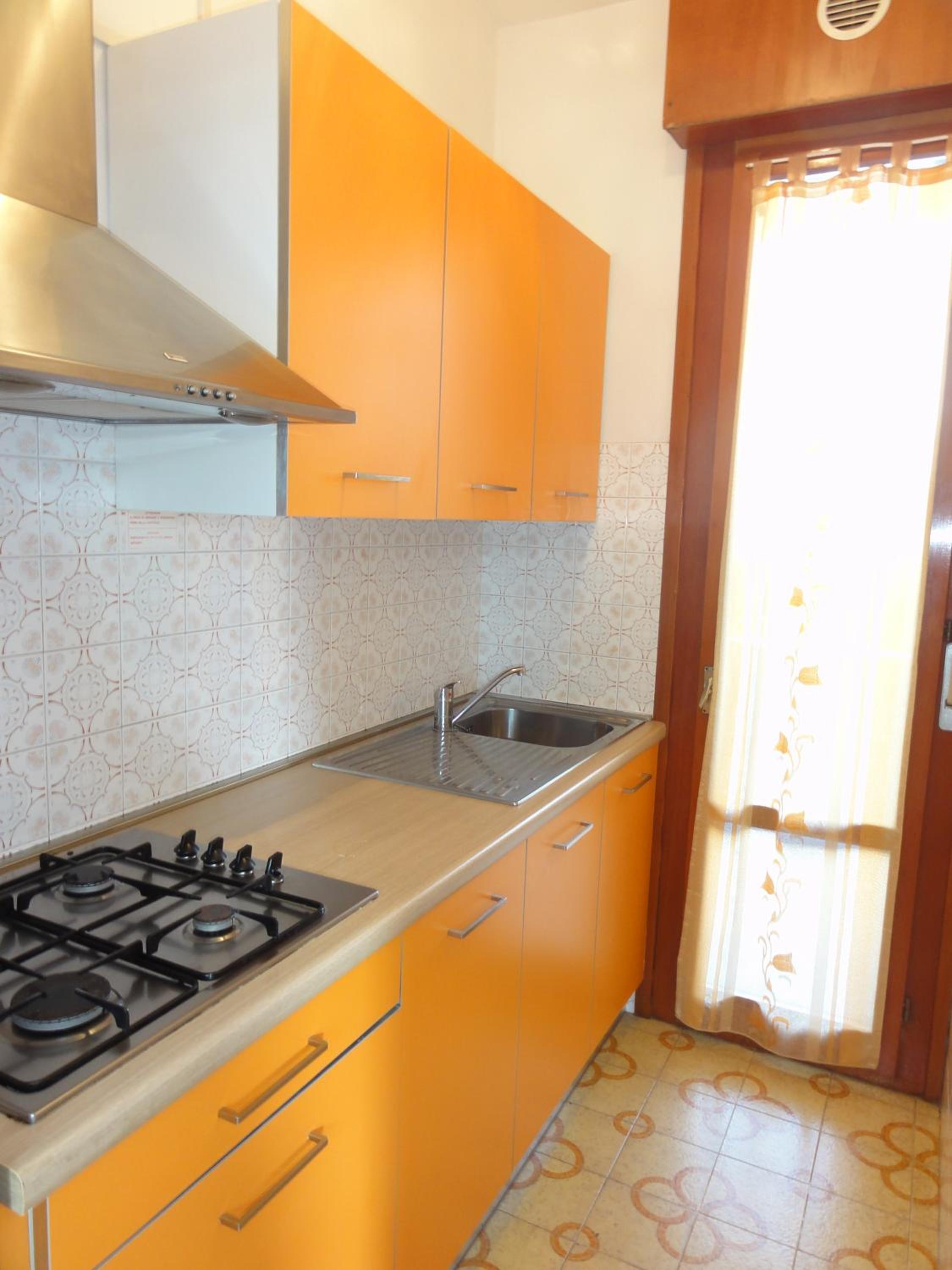 Apartment - Ground Floor photo 2