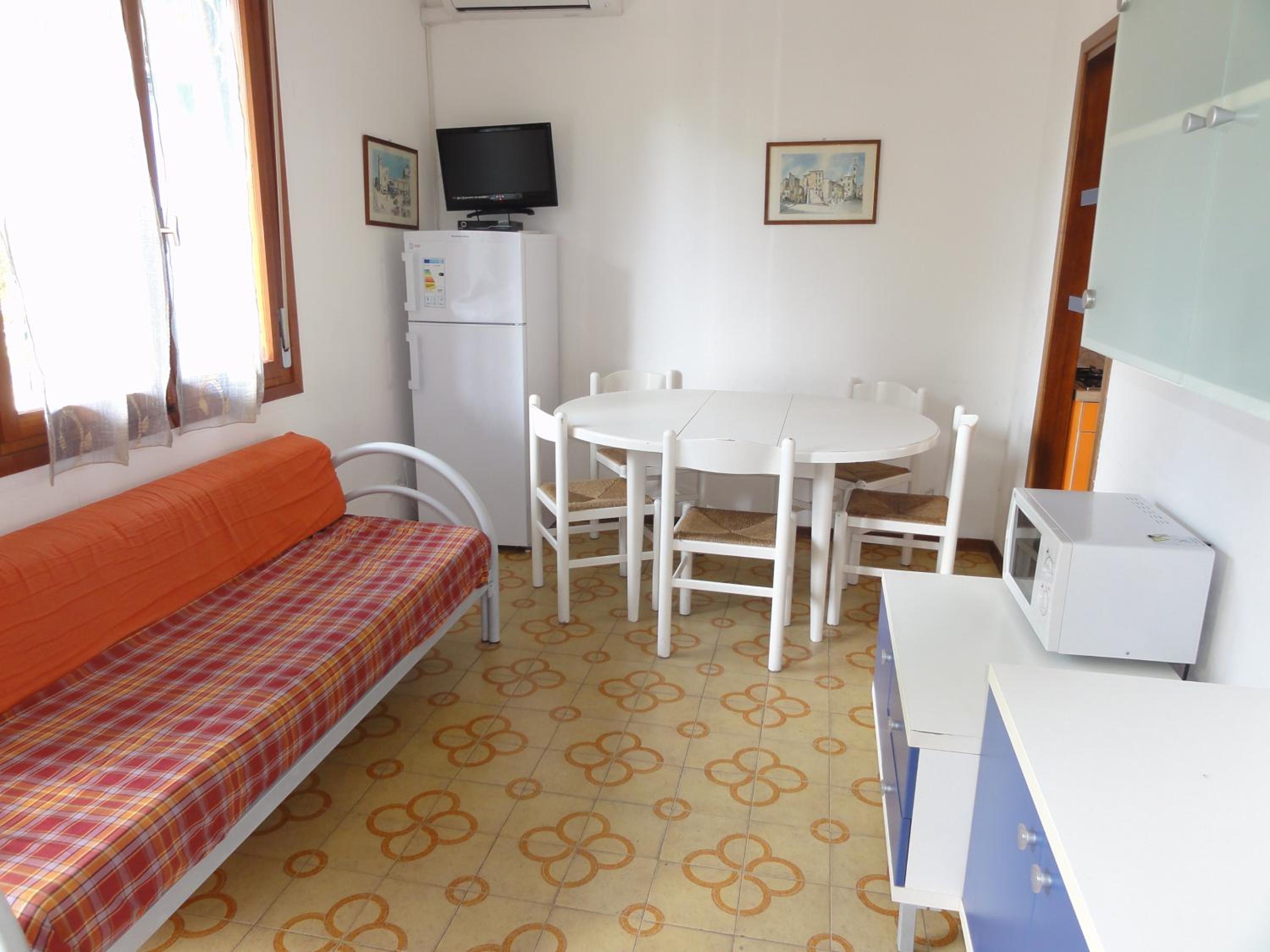 Apartment - Ground Floor photo 3