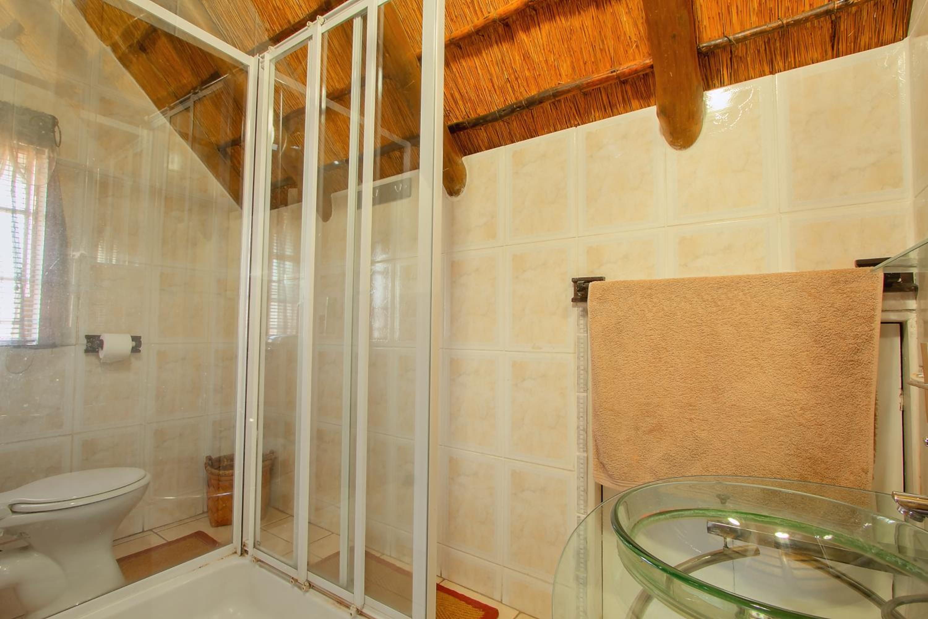 Family Room with Shower photo 2