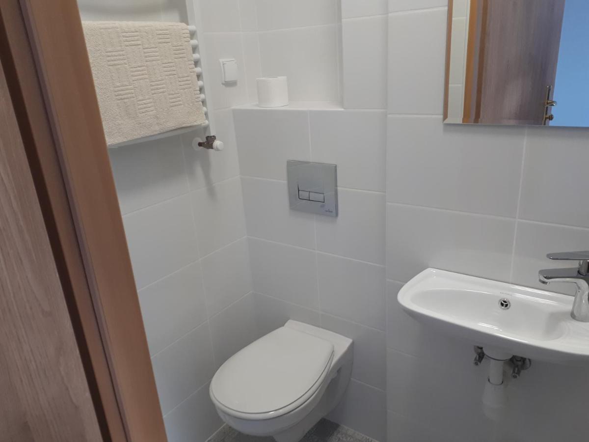 Double Room with Private Bathroom photo 3