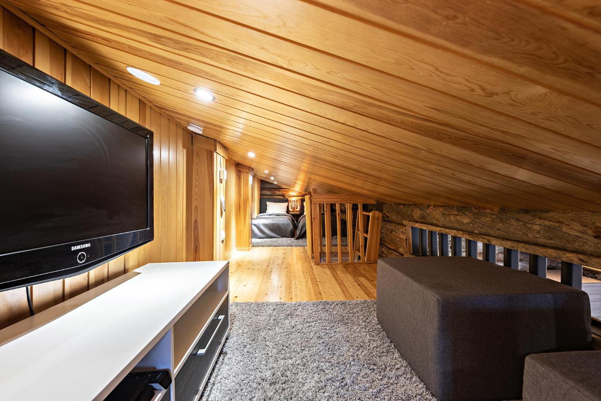 Superior Chalet - Photo 6
