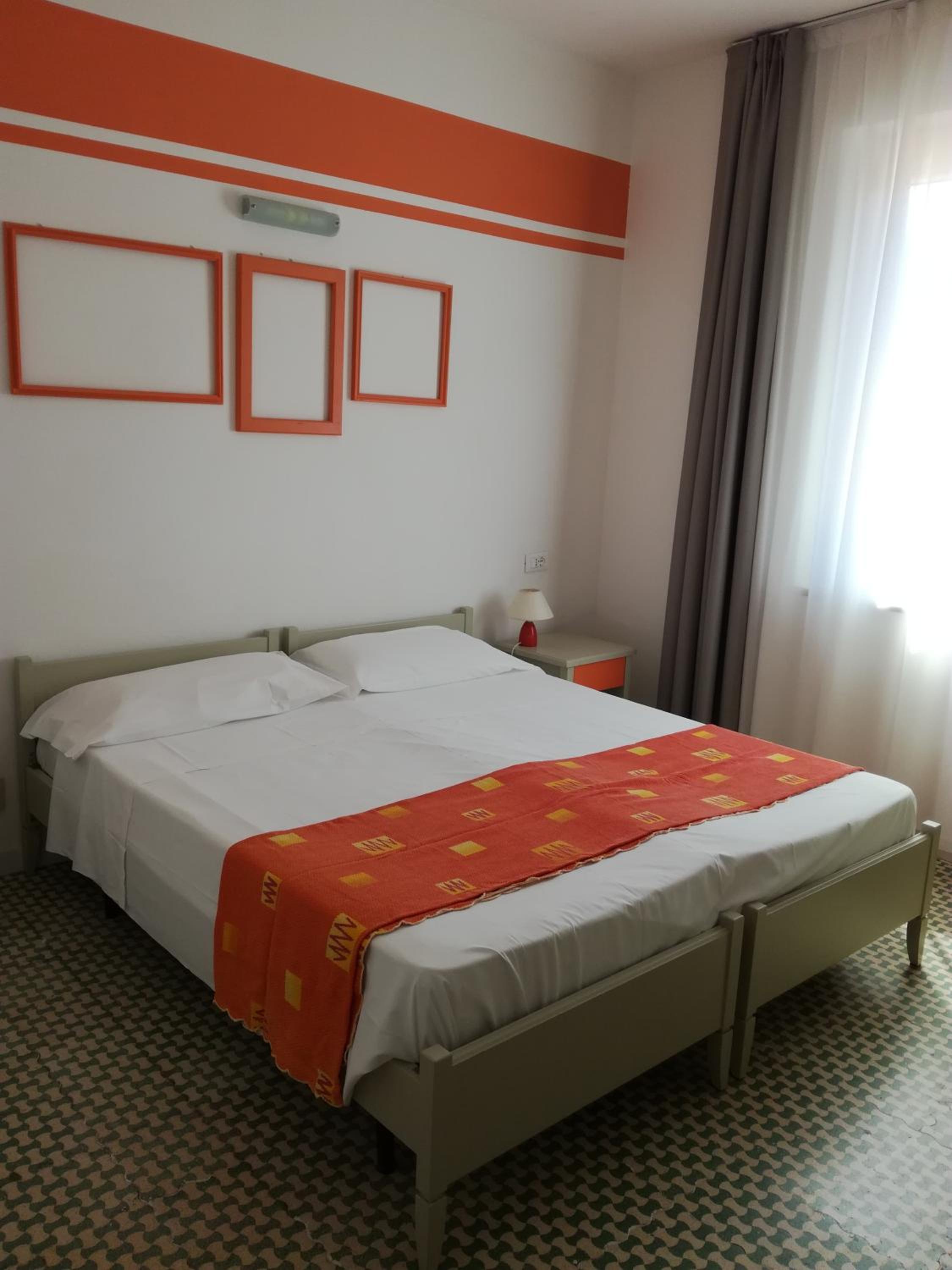 Double Room - Photo 31