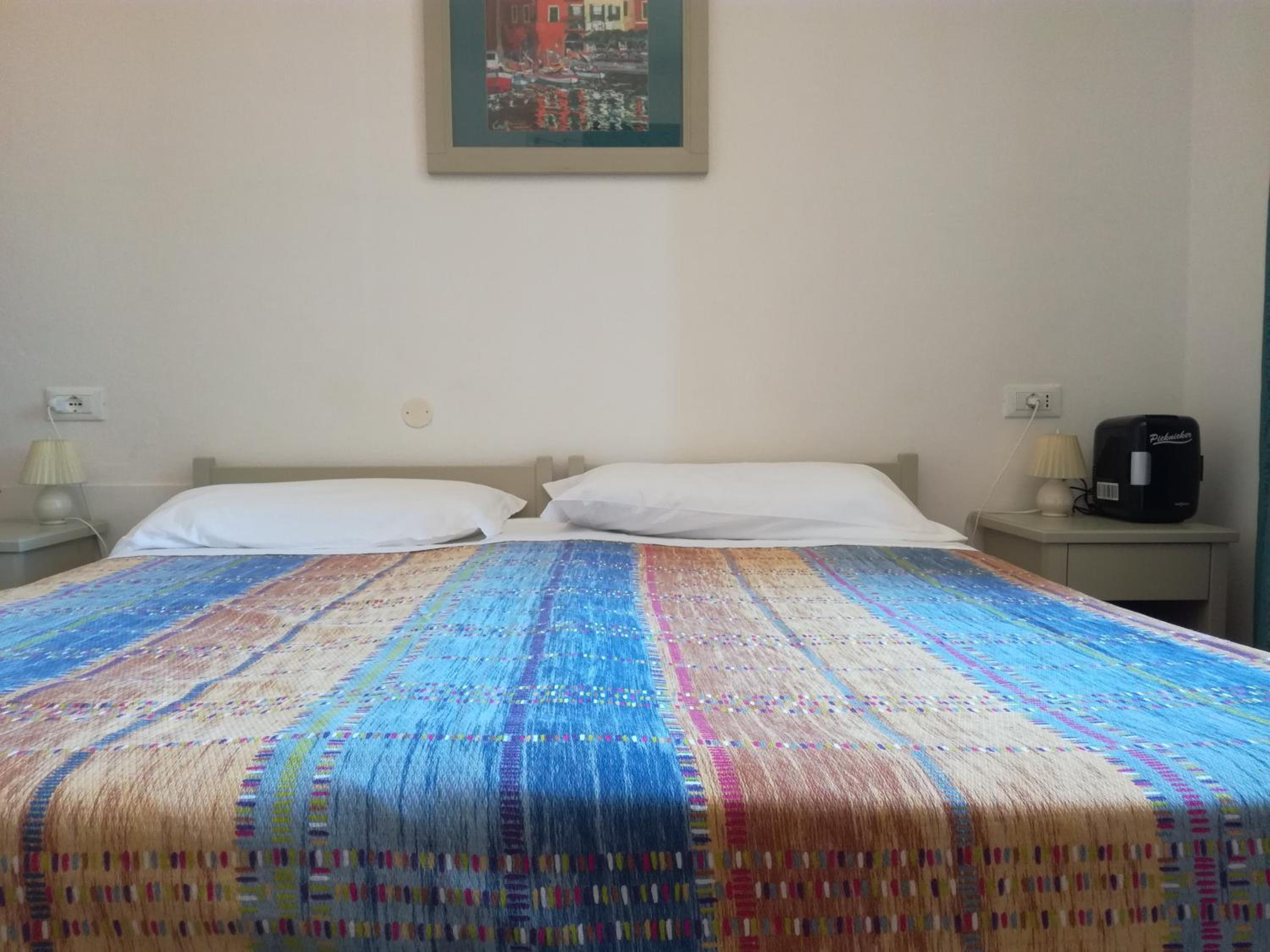 Double Room - Photo 7
