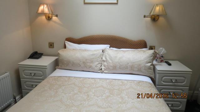 Double Room - Photo 1