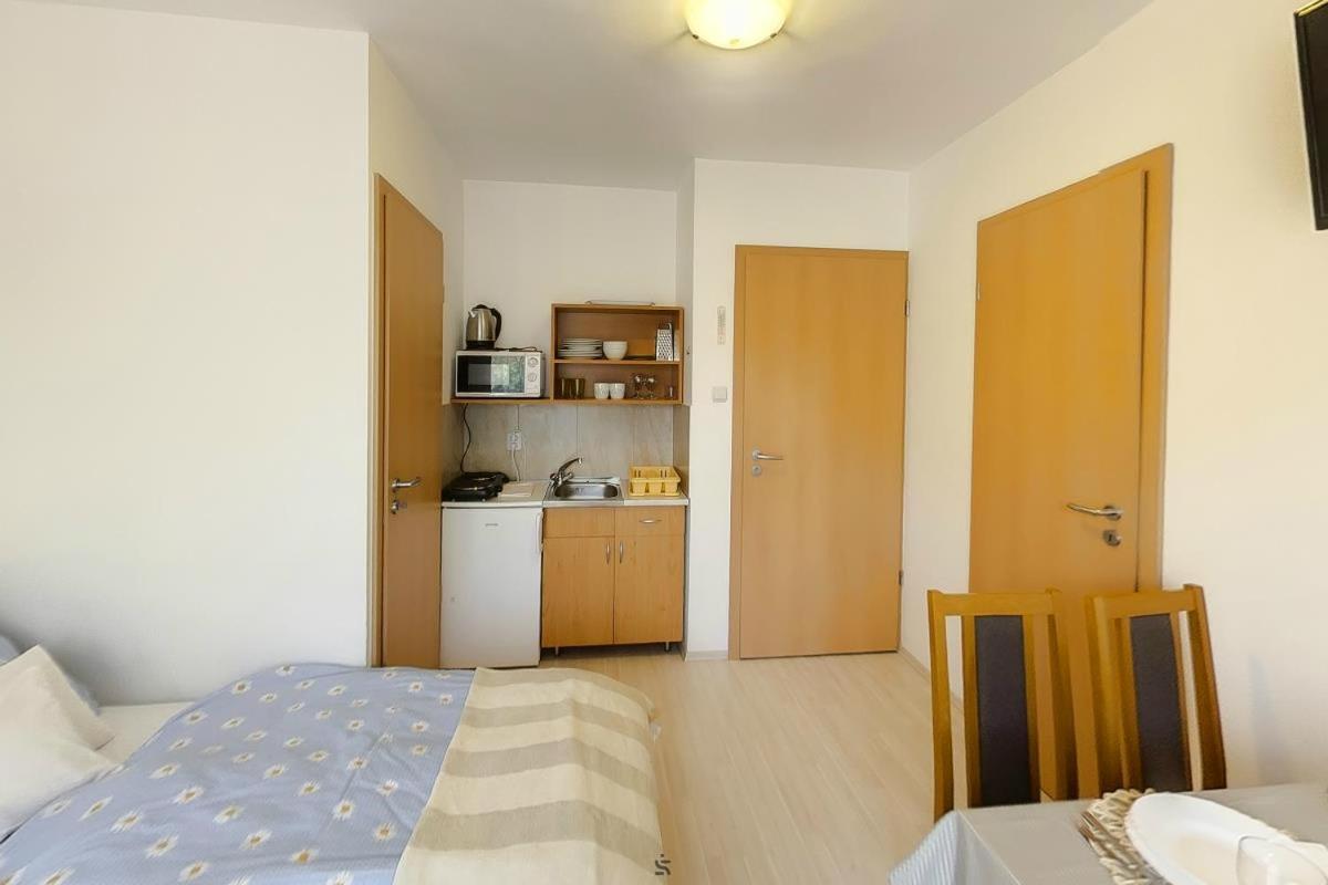 Two-Bedroom Apartment photo 2