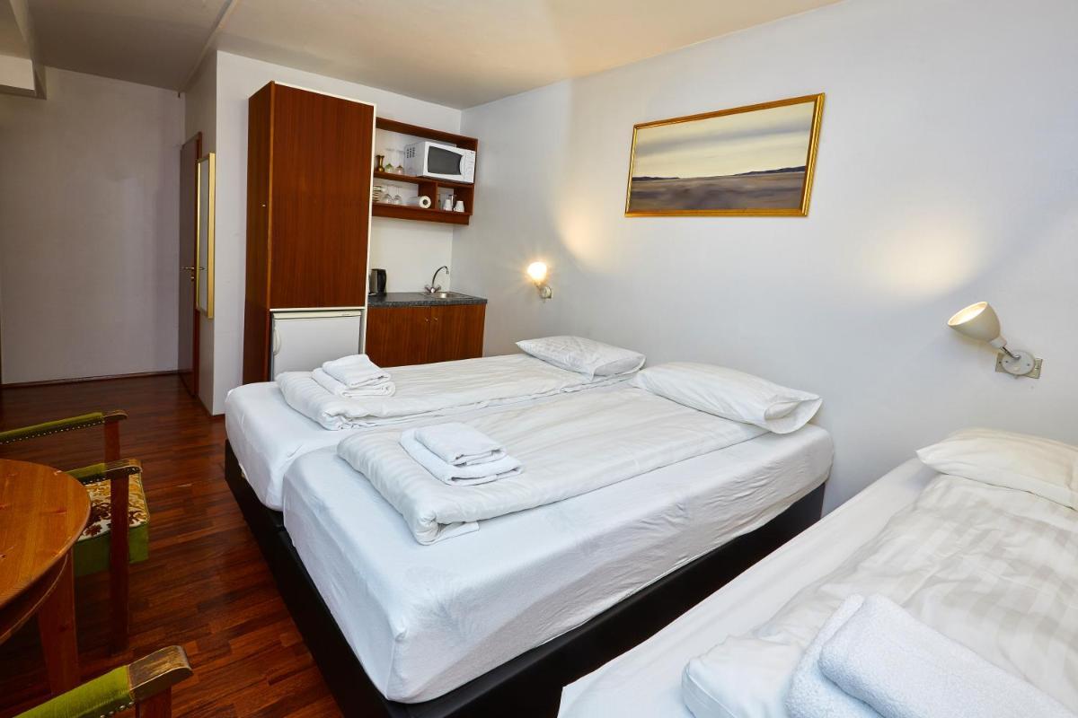 Basic Triple Room photo 1