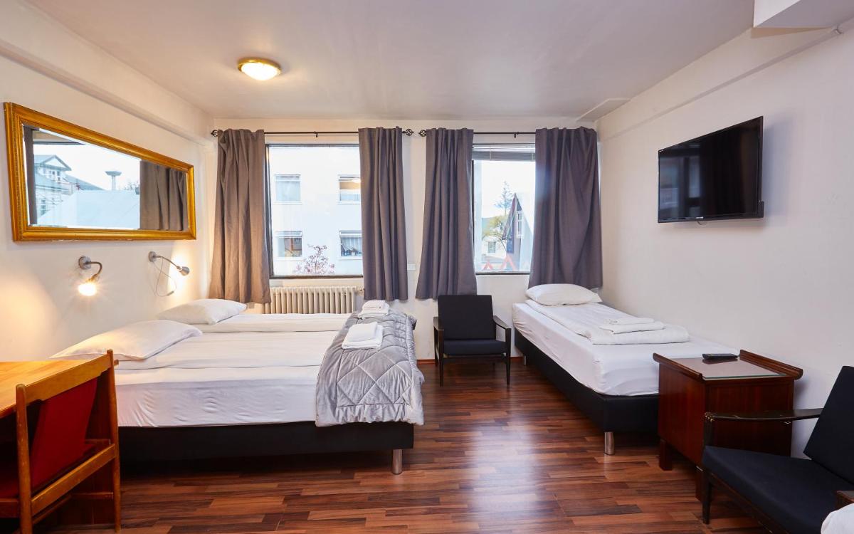 Economy Quadruple Room photo 3