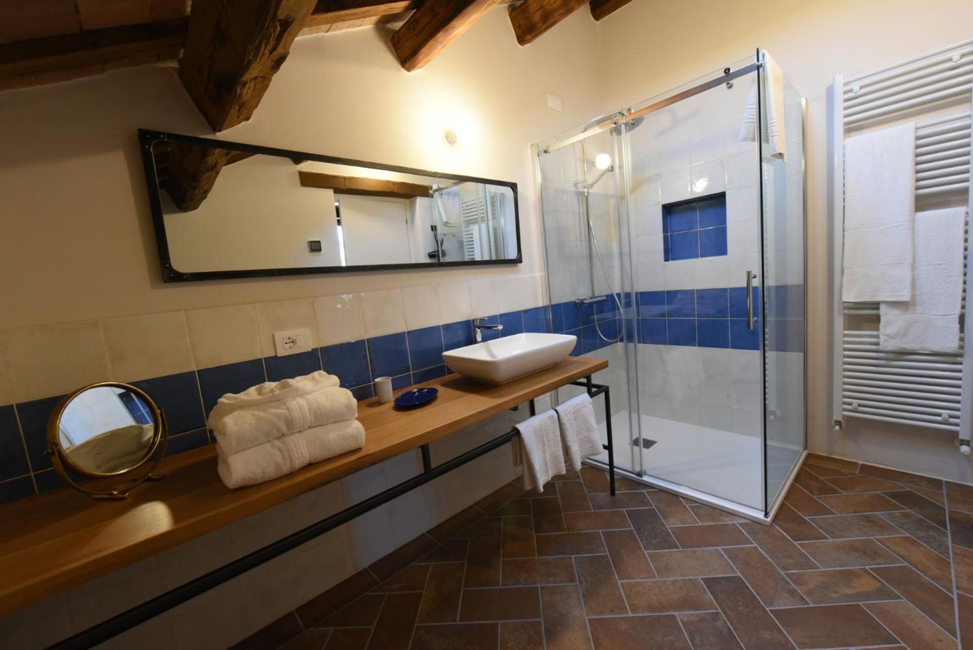 Double or Twin Room with Garden View photo 3