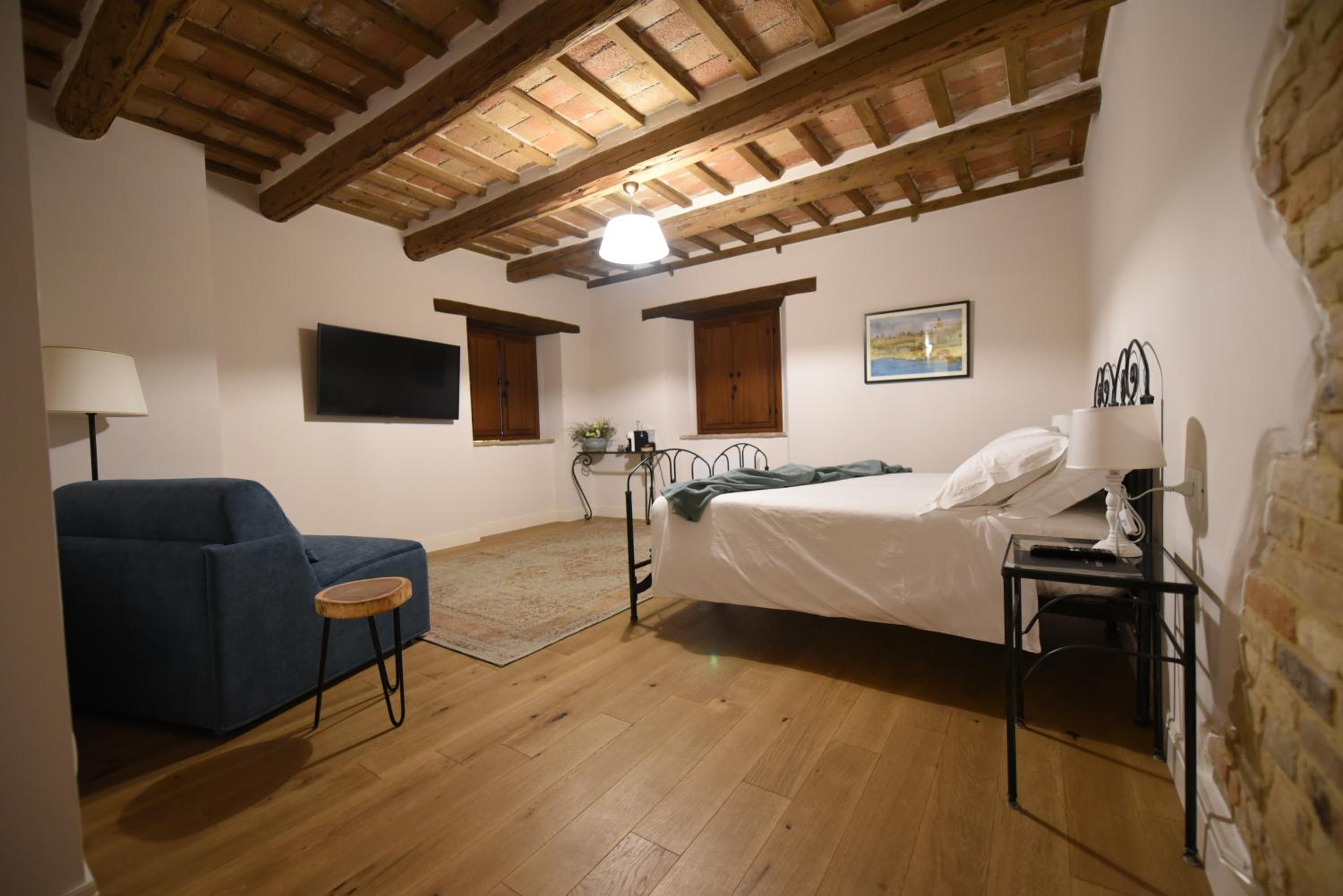Double or Twin Room with Pool View photo 3
