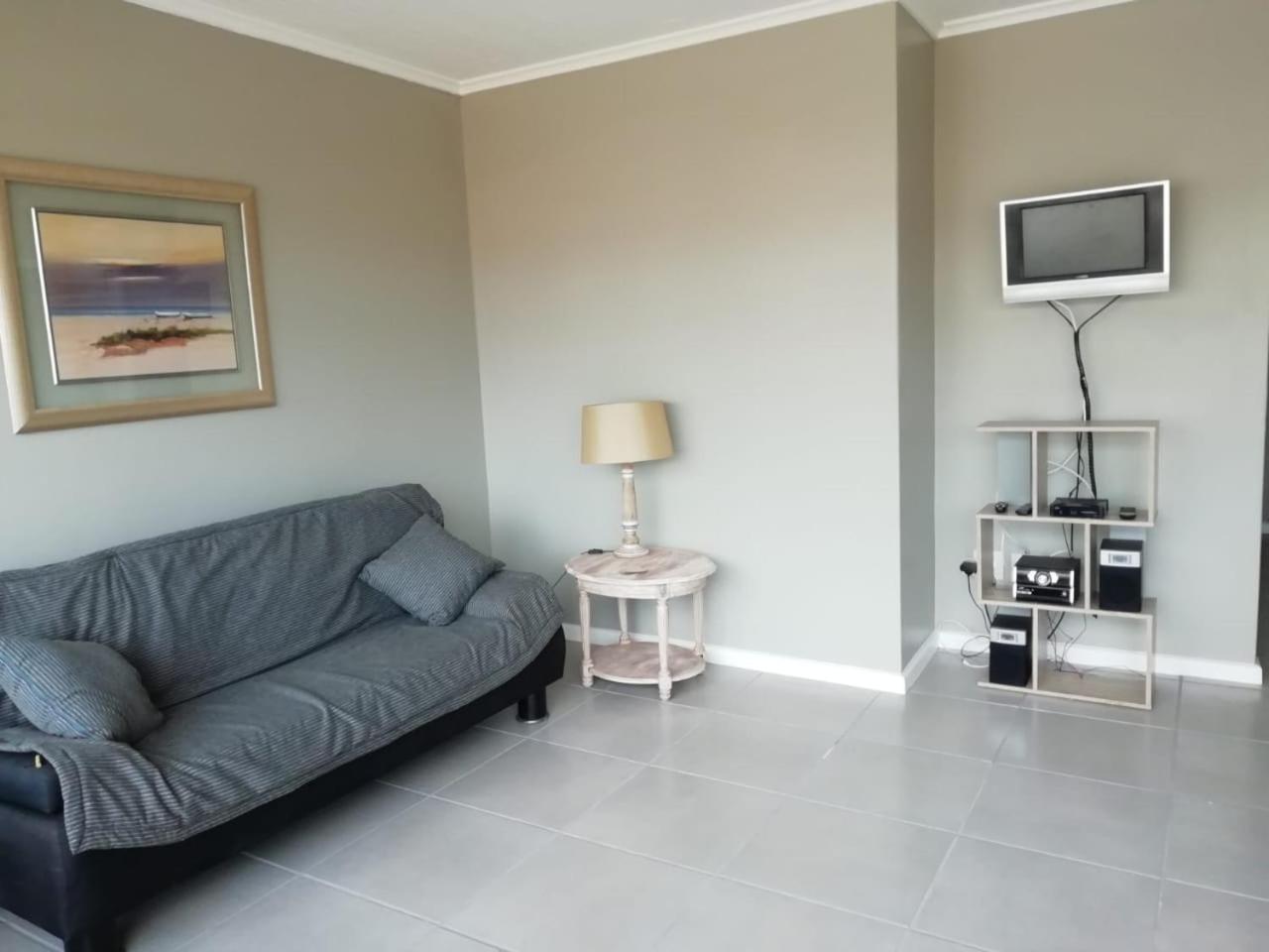 Two-Bedroom Apartment - Photo 1