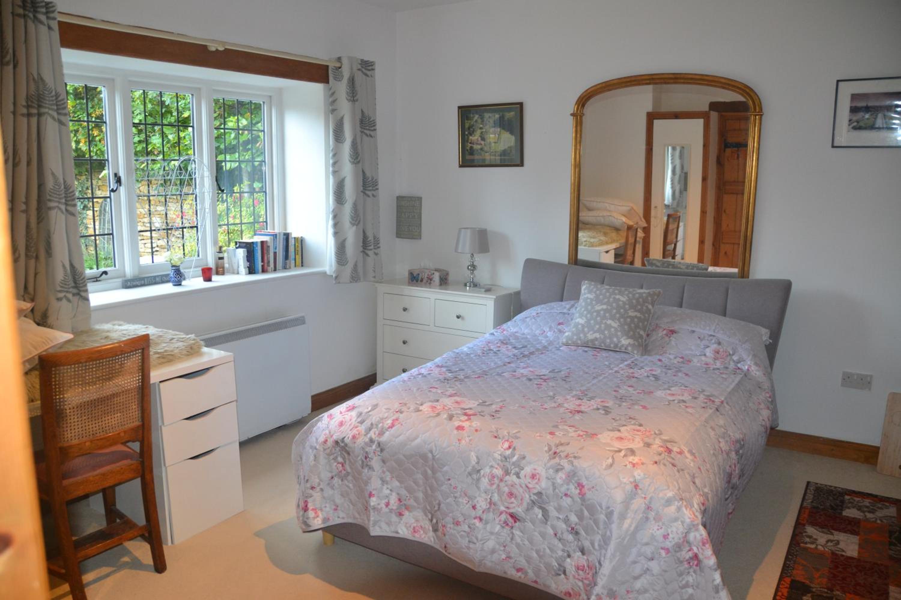 Apartment with Garden View - Photo 6