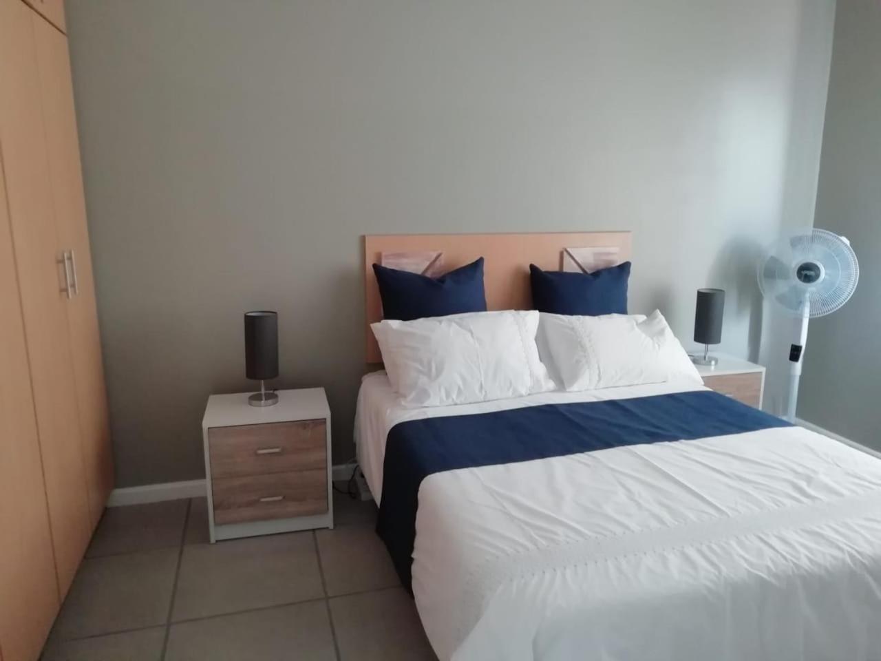 Two-Bedroom Apartment - Photo 3