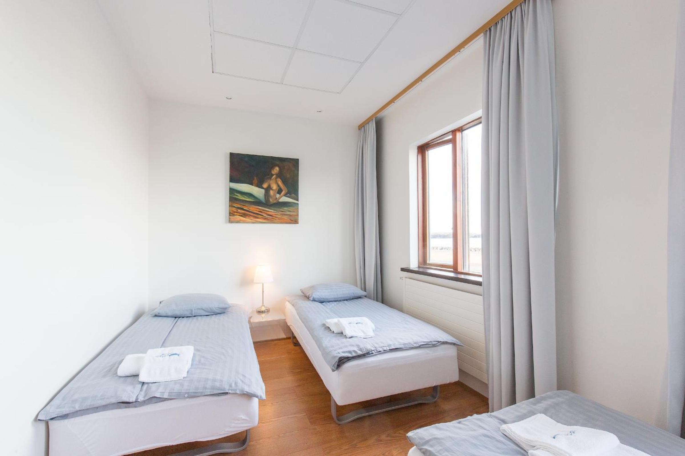 Standard Twin Room - Photo 1