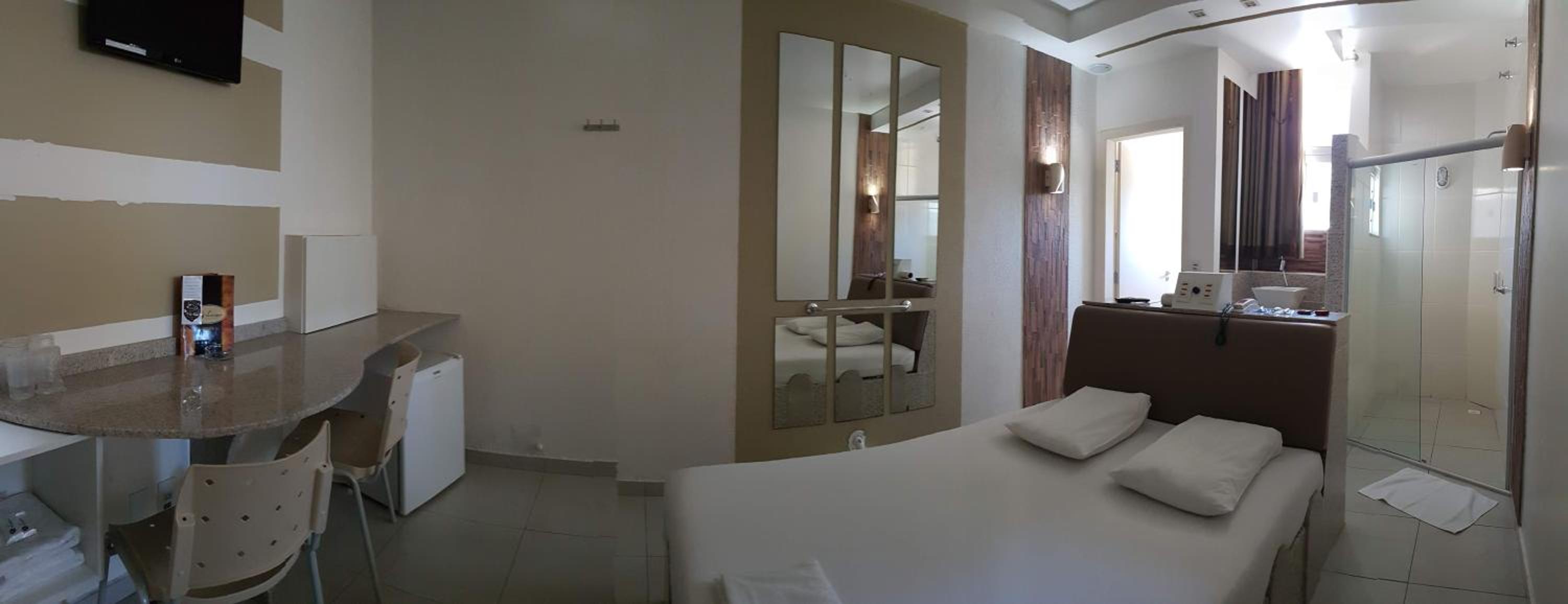 Standard Apartment - Photo 7