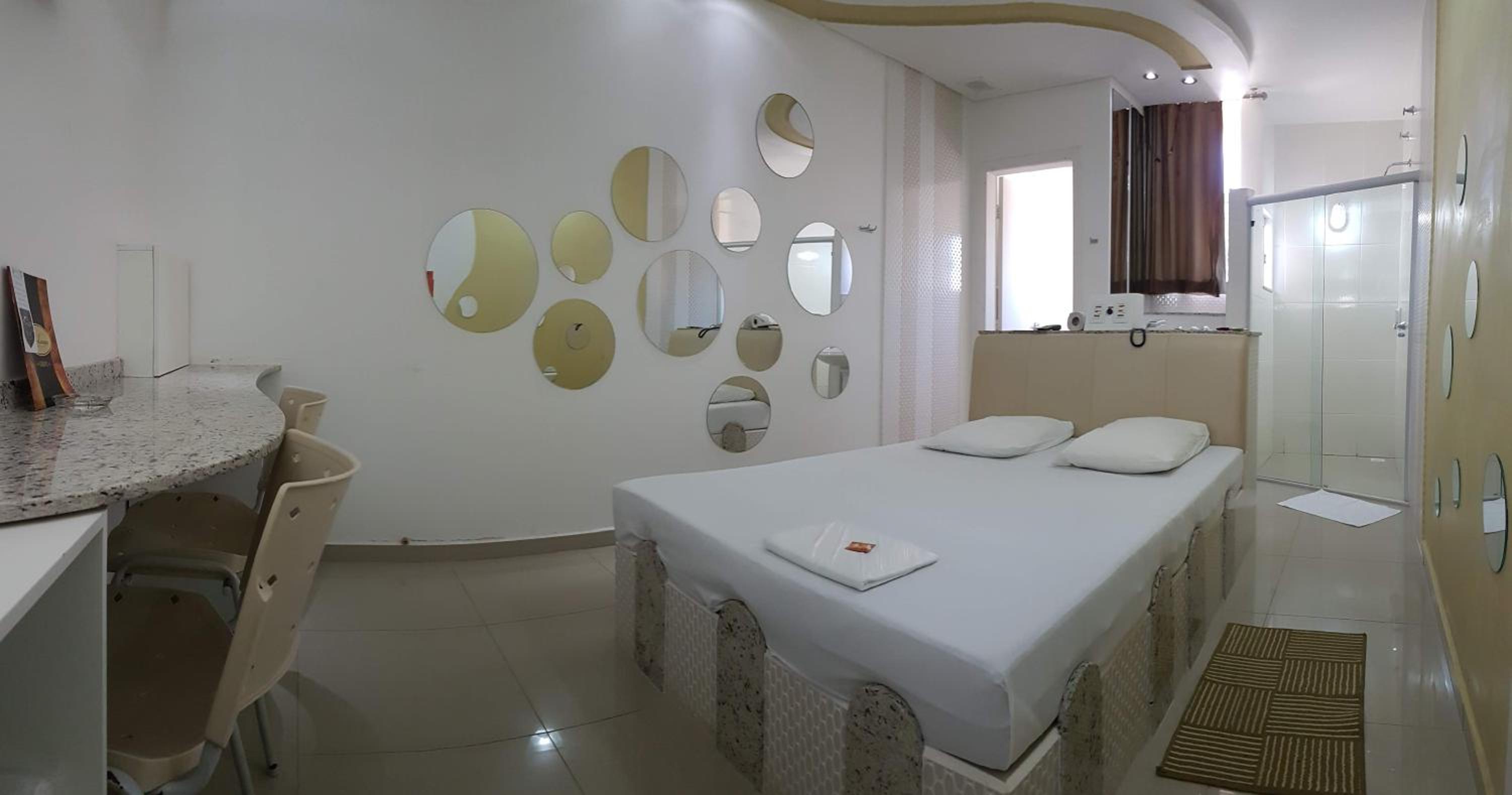 Standard Apartment - Photo 9