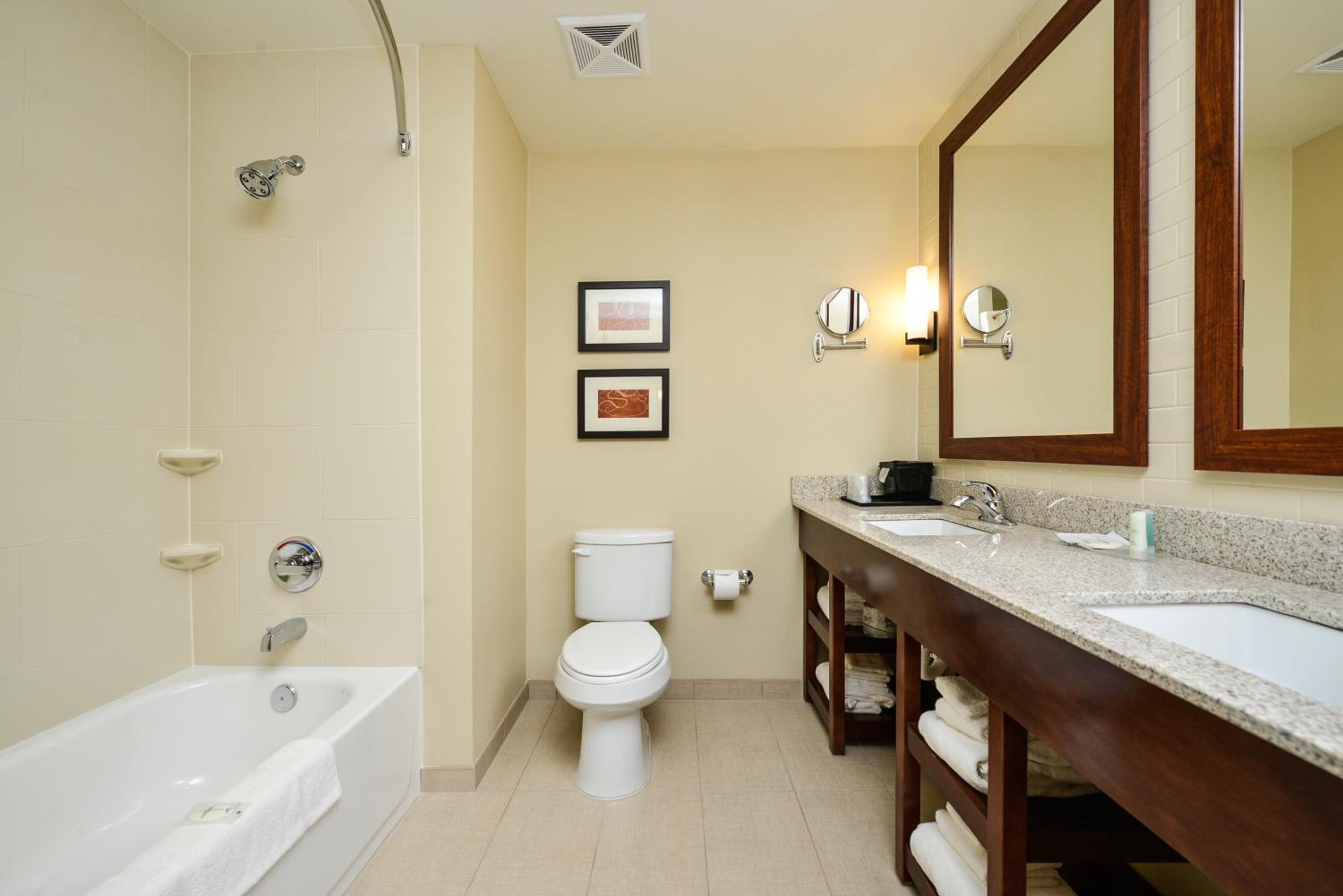 Large One Room Suite with Two Queen Beds and City View - Non Smoking