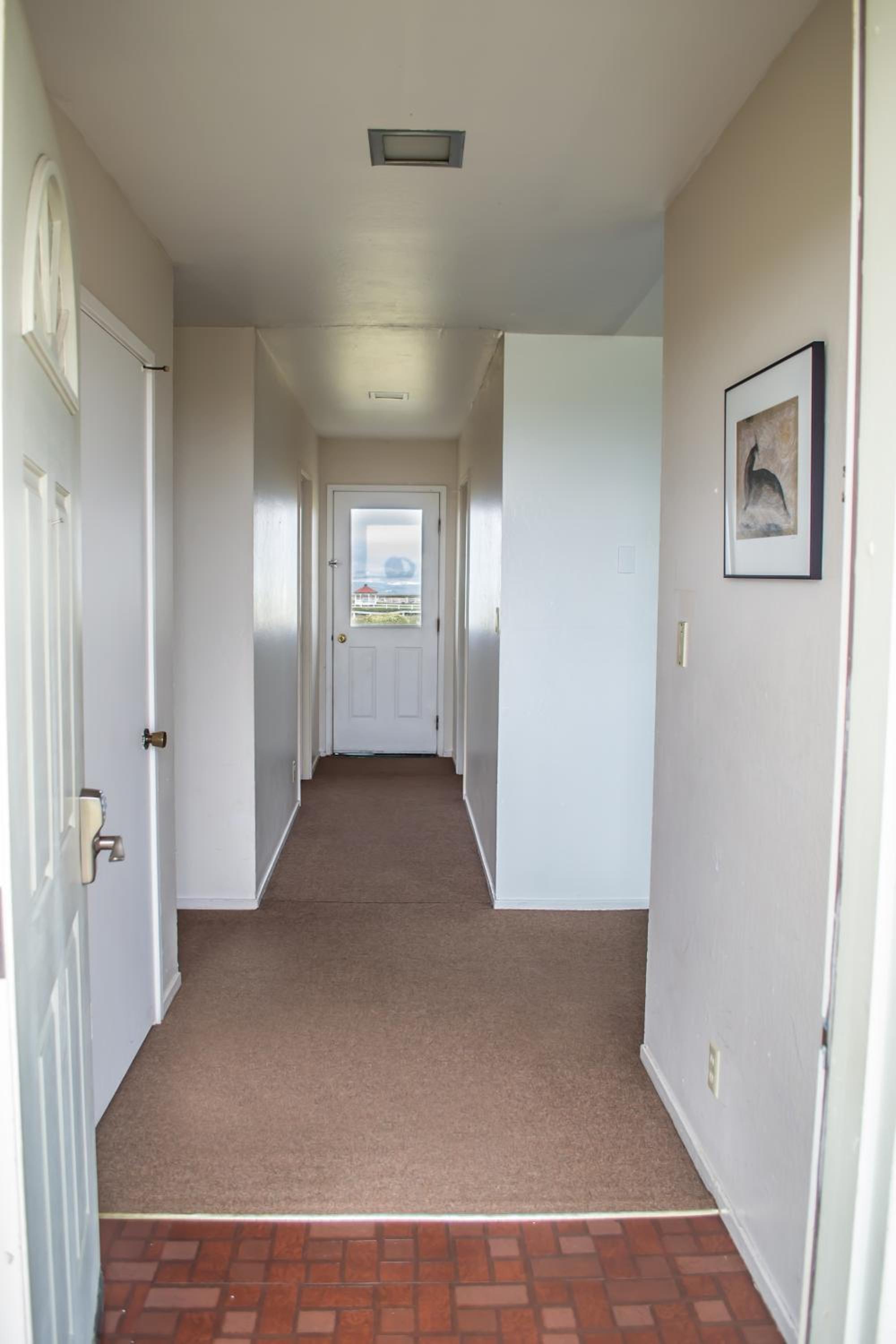 Three-Bedroom House photo 2