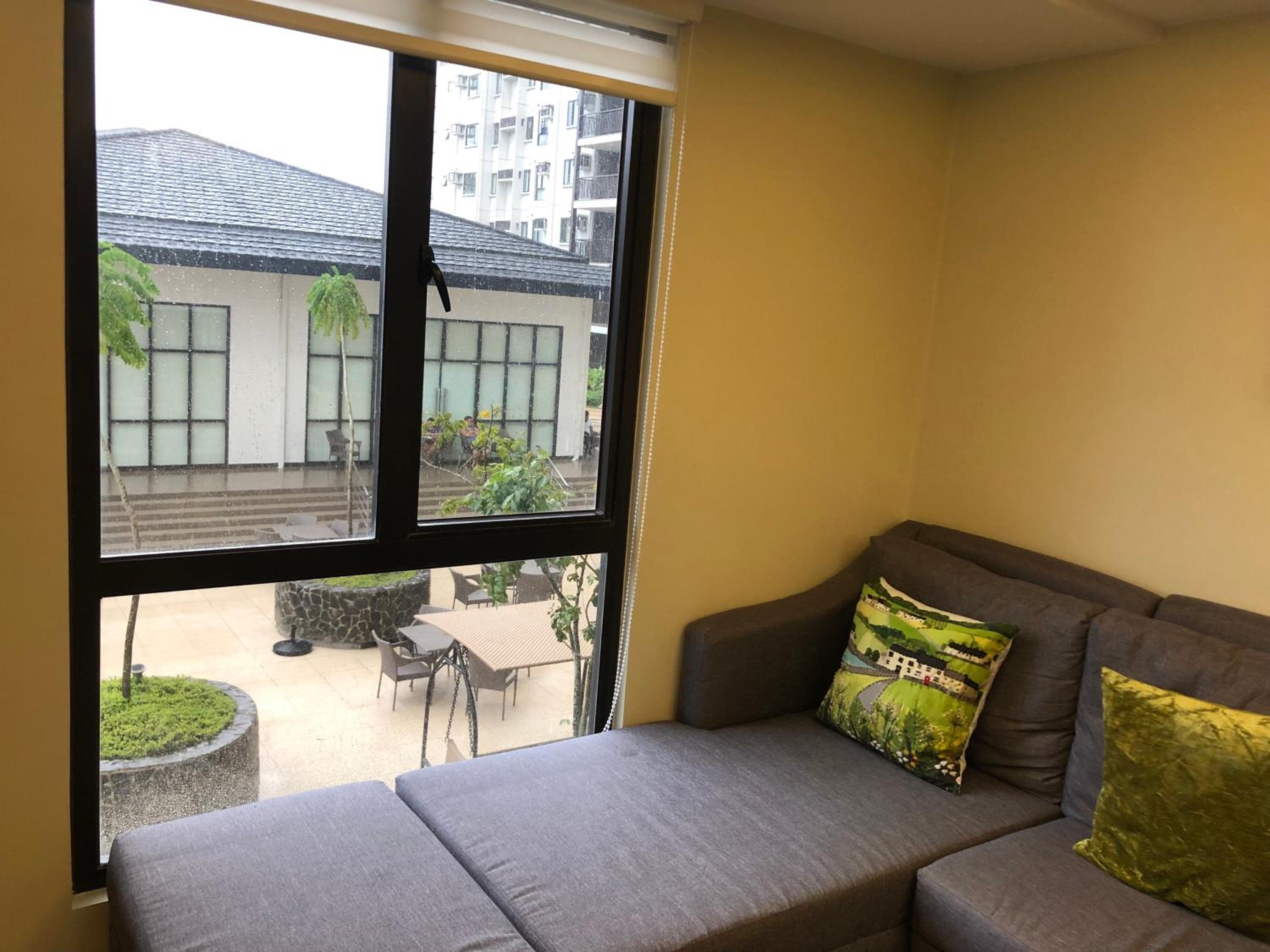 Two-Bedroom Apartment - Photo 2