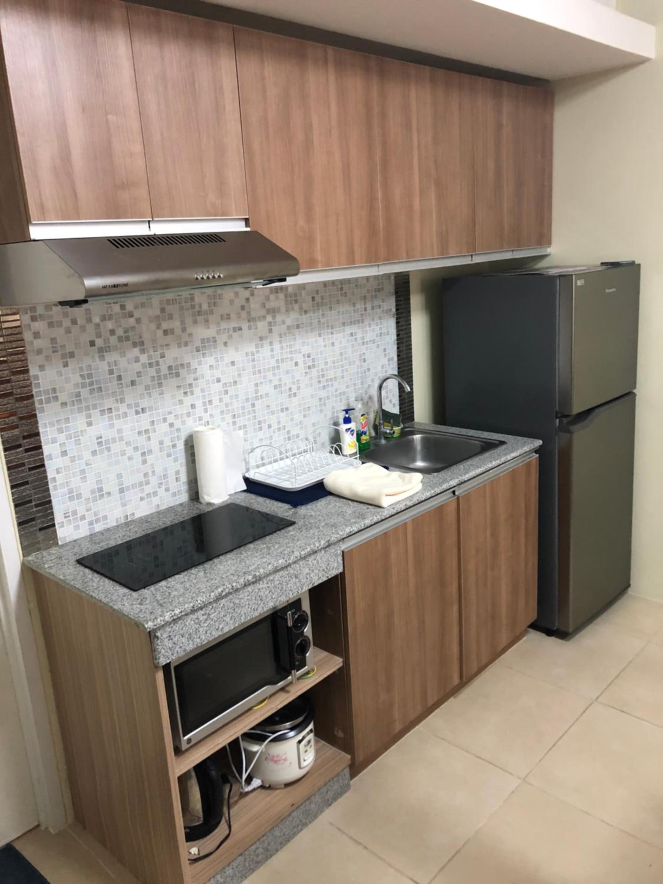 Two-Bedroom Apartment - Photo 11