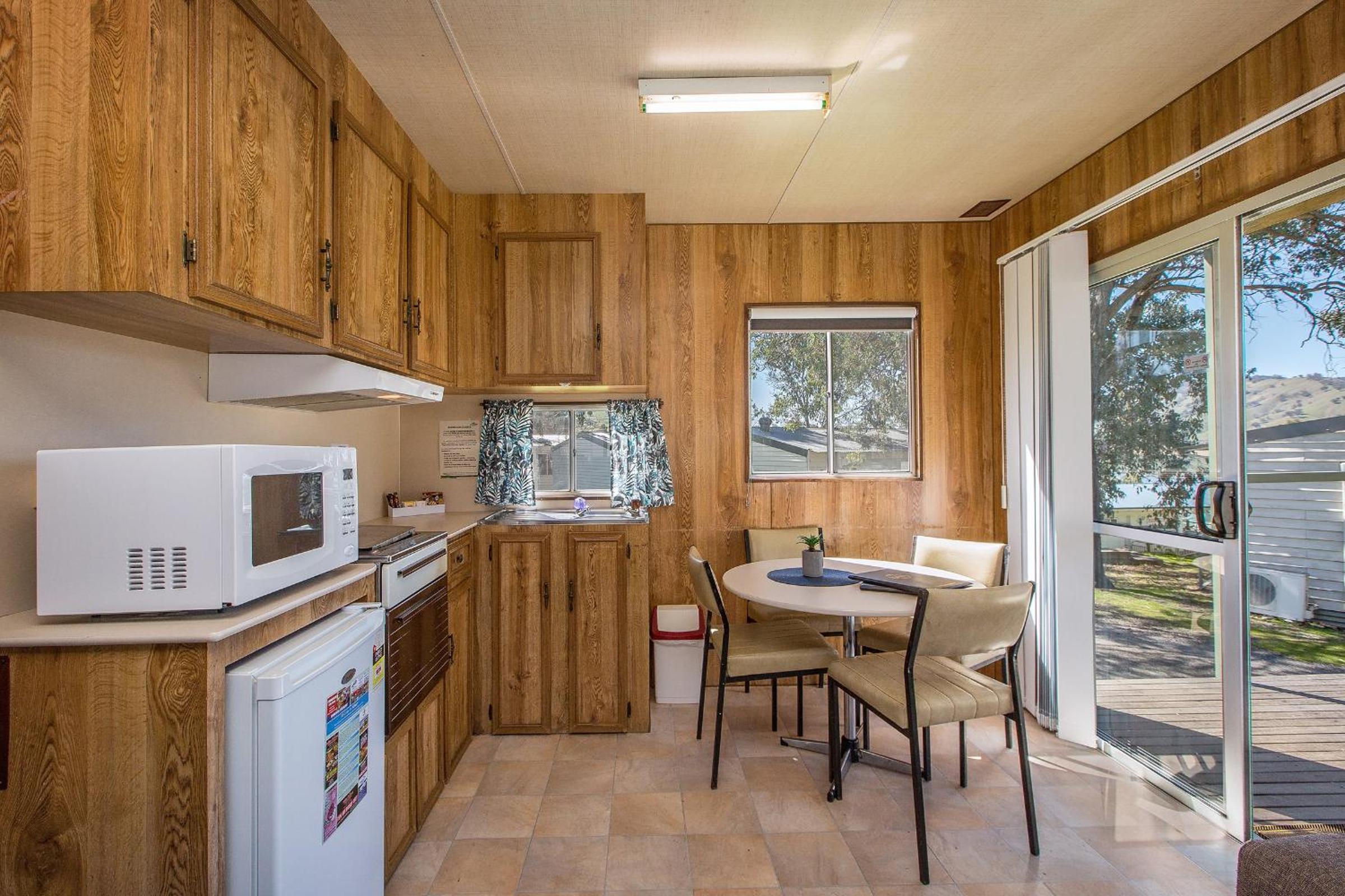 Economy 2 Bedroom Cabin - Sleeps 4 photo 3