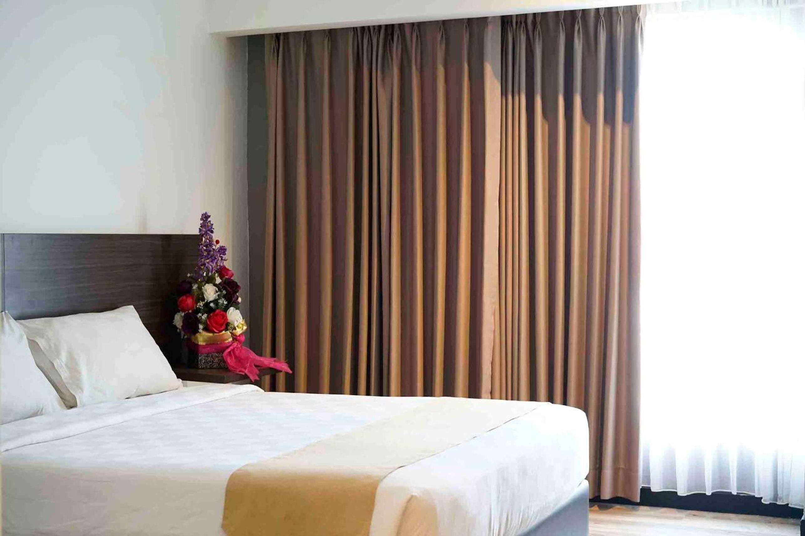 Deluxe Twin Room - Photo 12