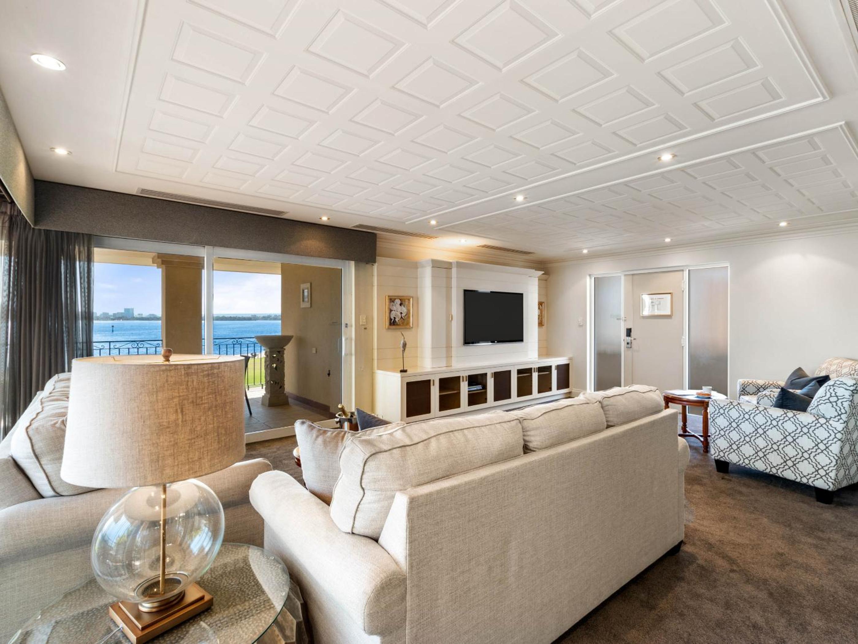Grand One-Bedroom Suite with River View