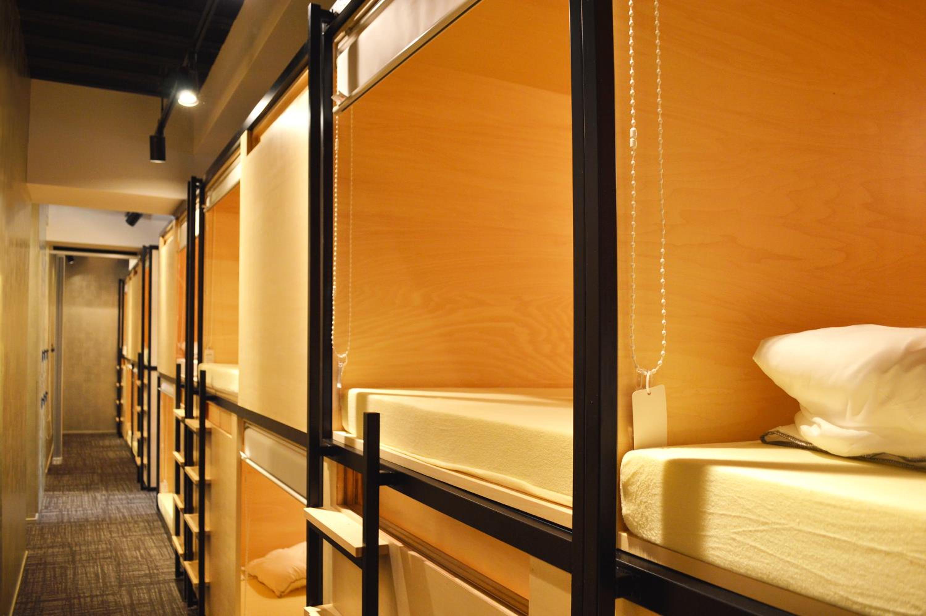 8-Bed Mixed Dormitory Room photo 1