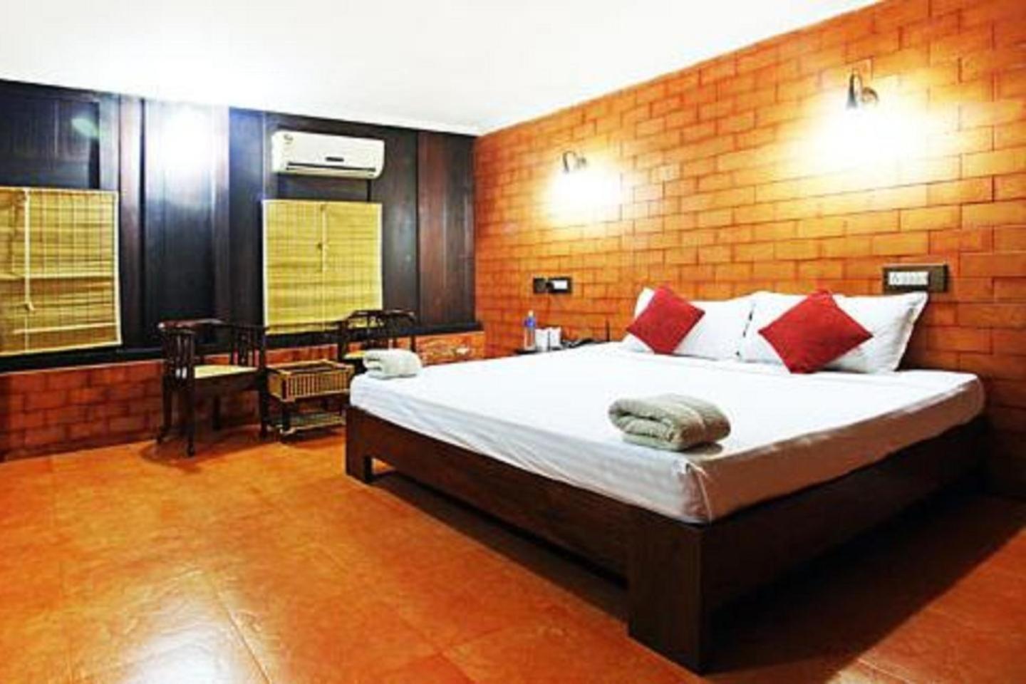 Deluxe Room - Photo 4