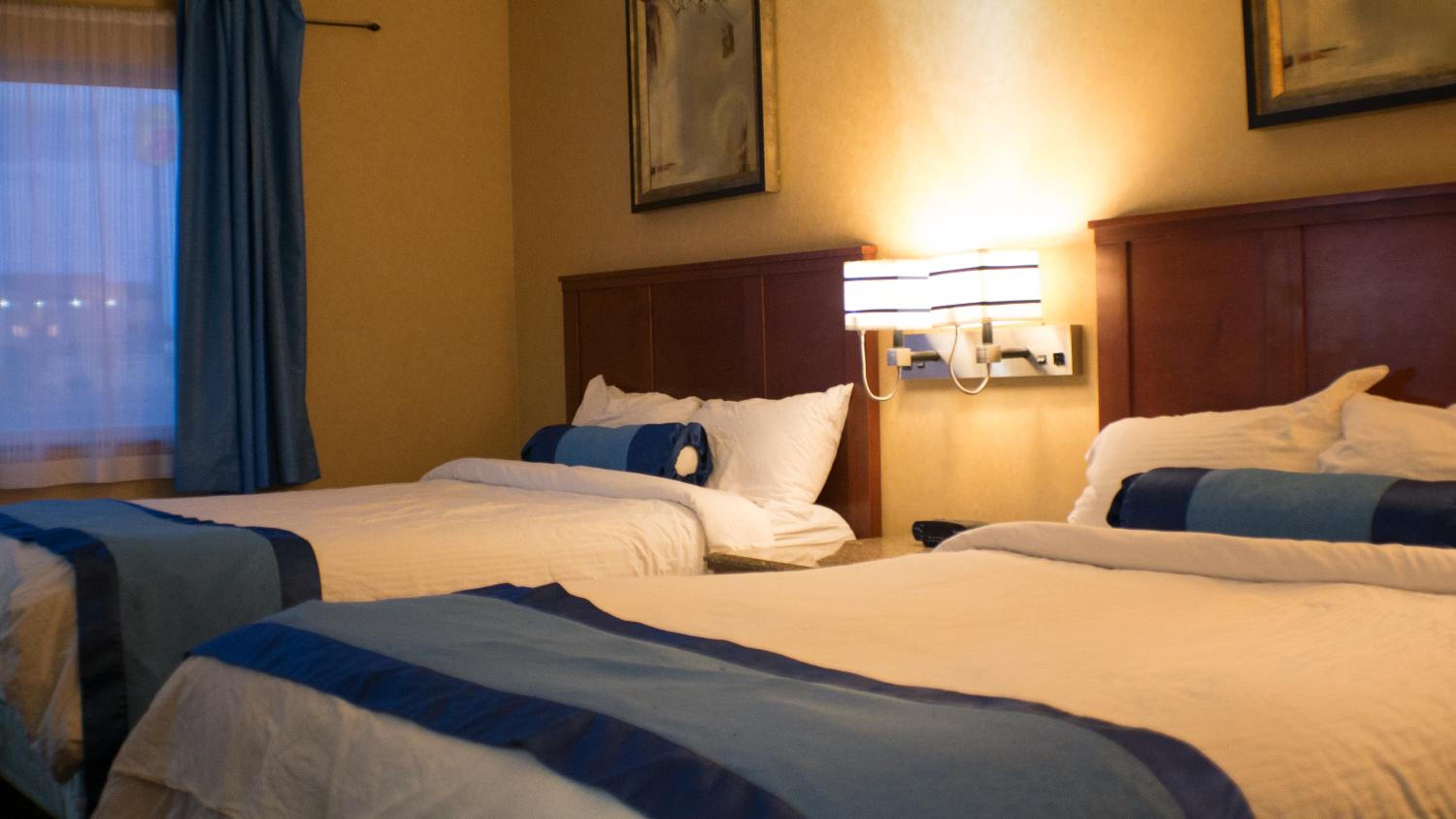 Double Room with Two Double Beds - Non-Smoking - Photo 1