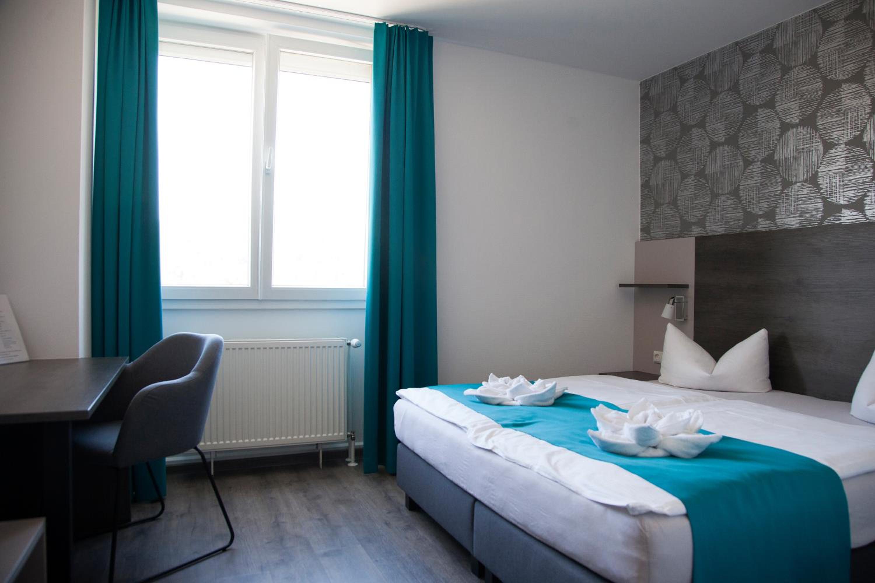 Double Room - Photo 2