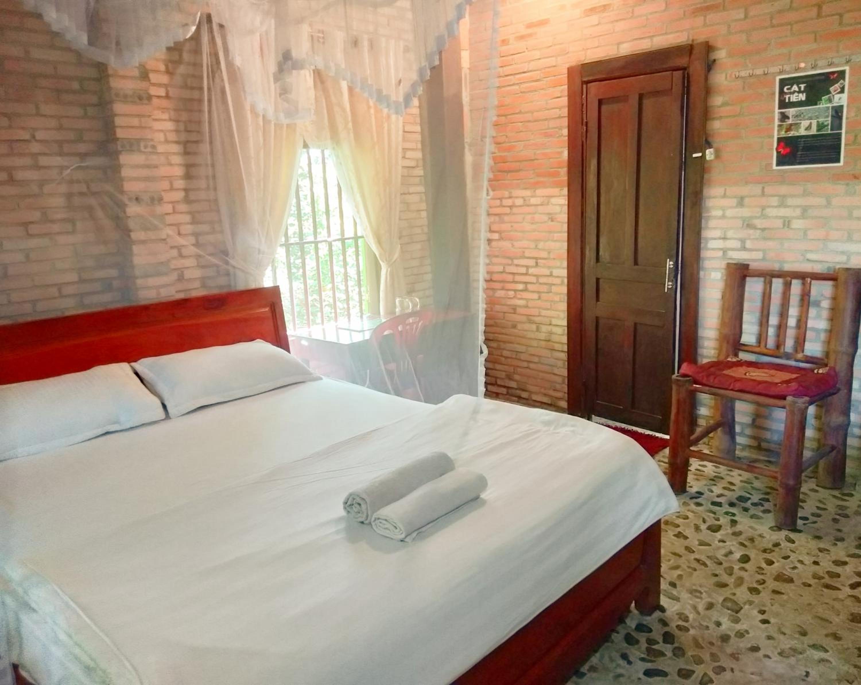 Superior Double Room with River View - Photo 23