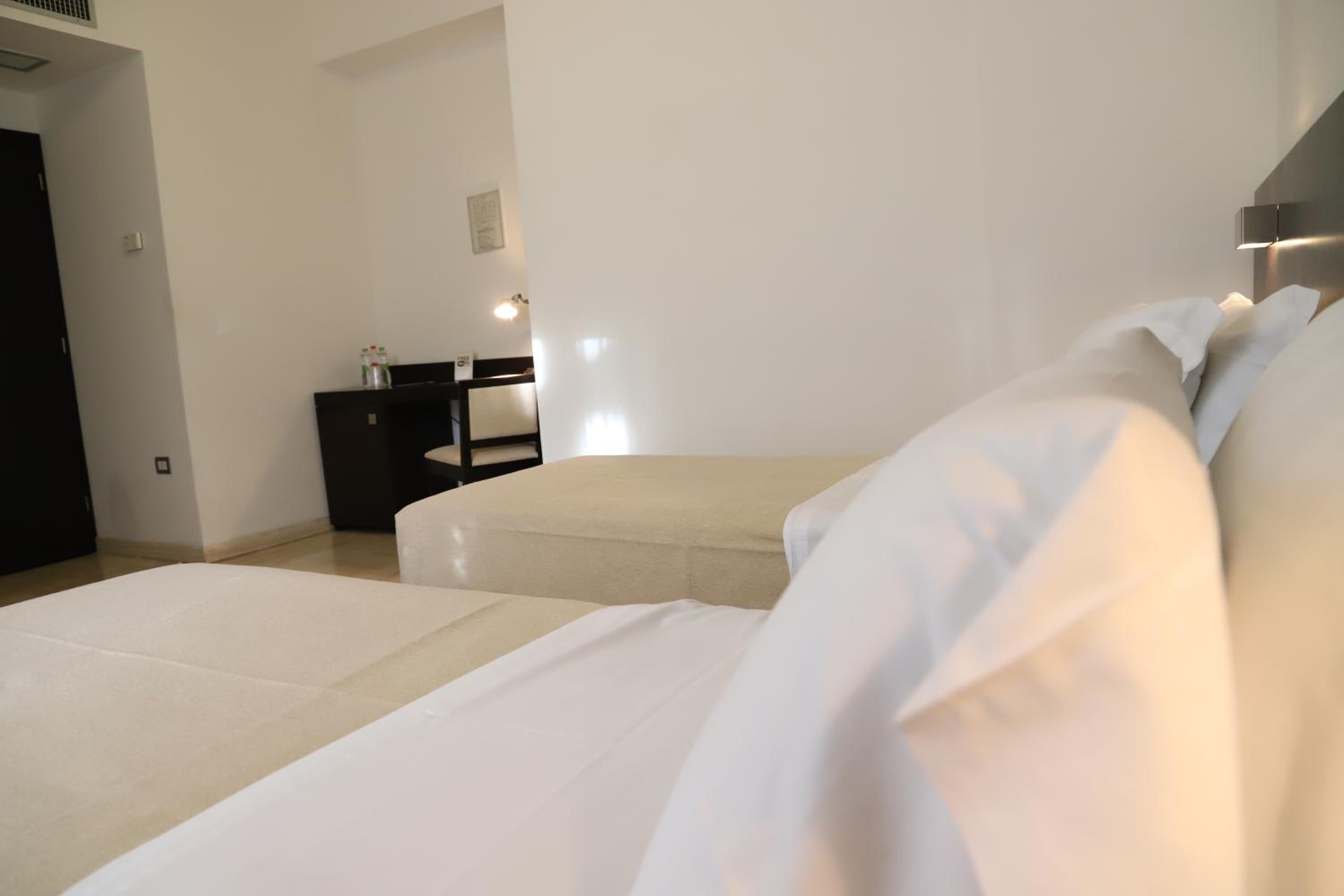Double or Twin Room - Photo 27