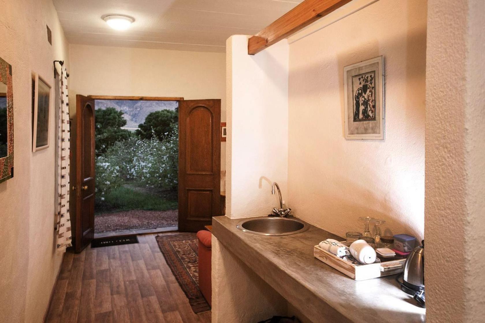 Luxury Twin Room - Photo 4